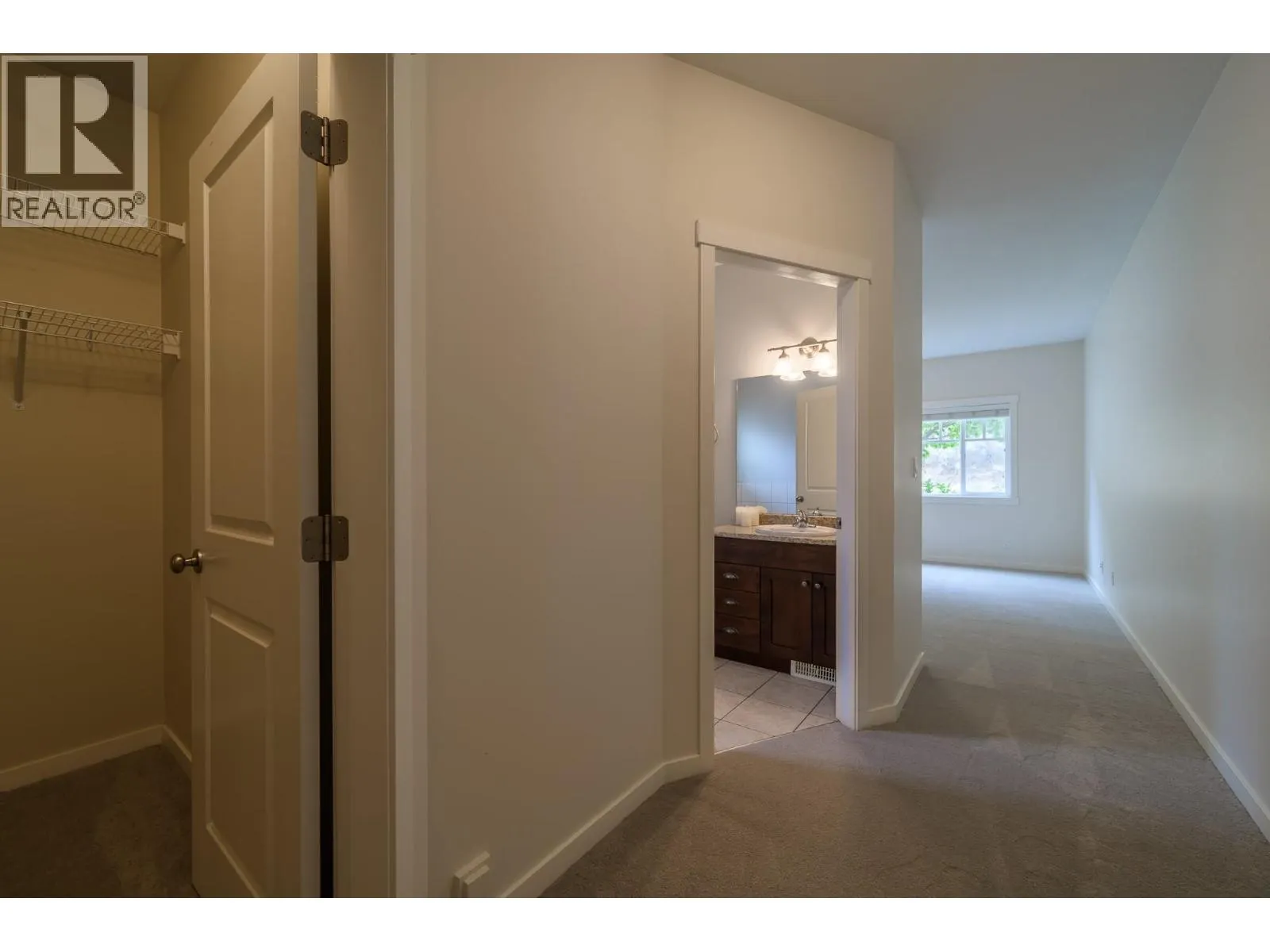 2920 VALLEYVIEW Drive Unit# 155