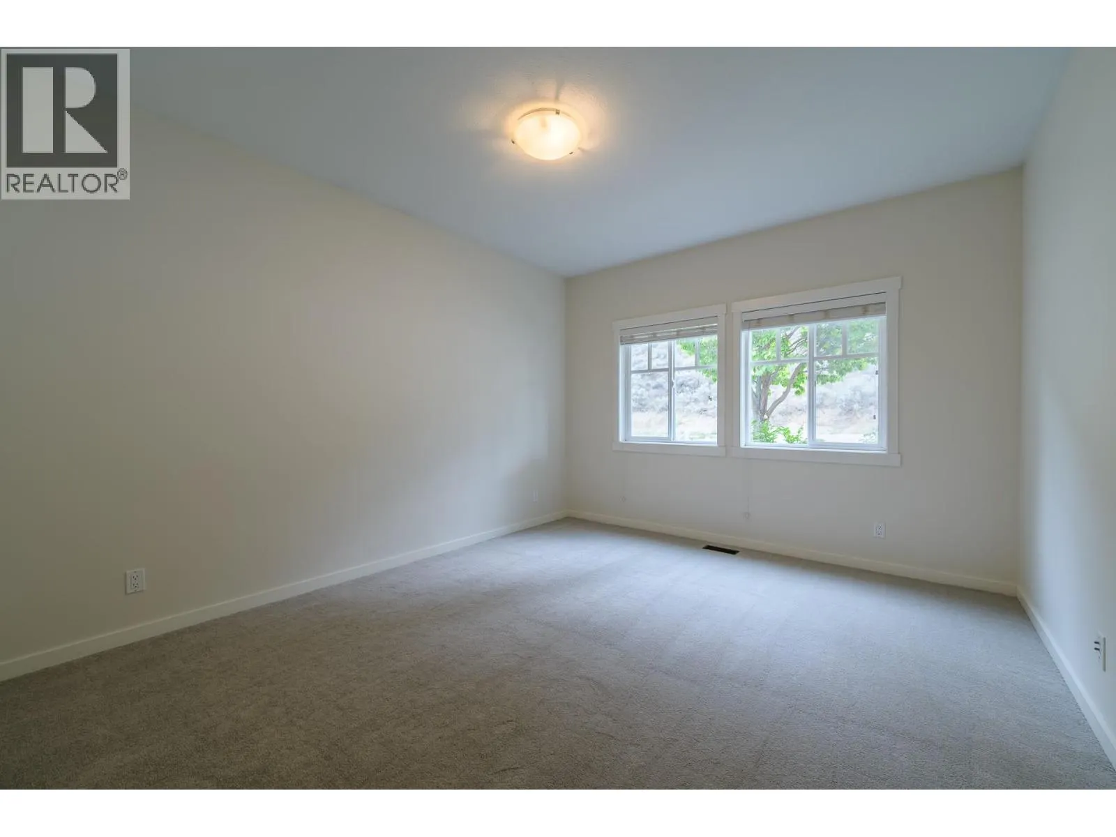 2920 VALLEYVIEW Drive Unit# 155