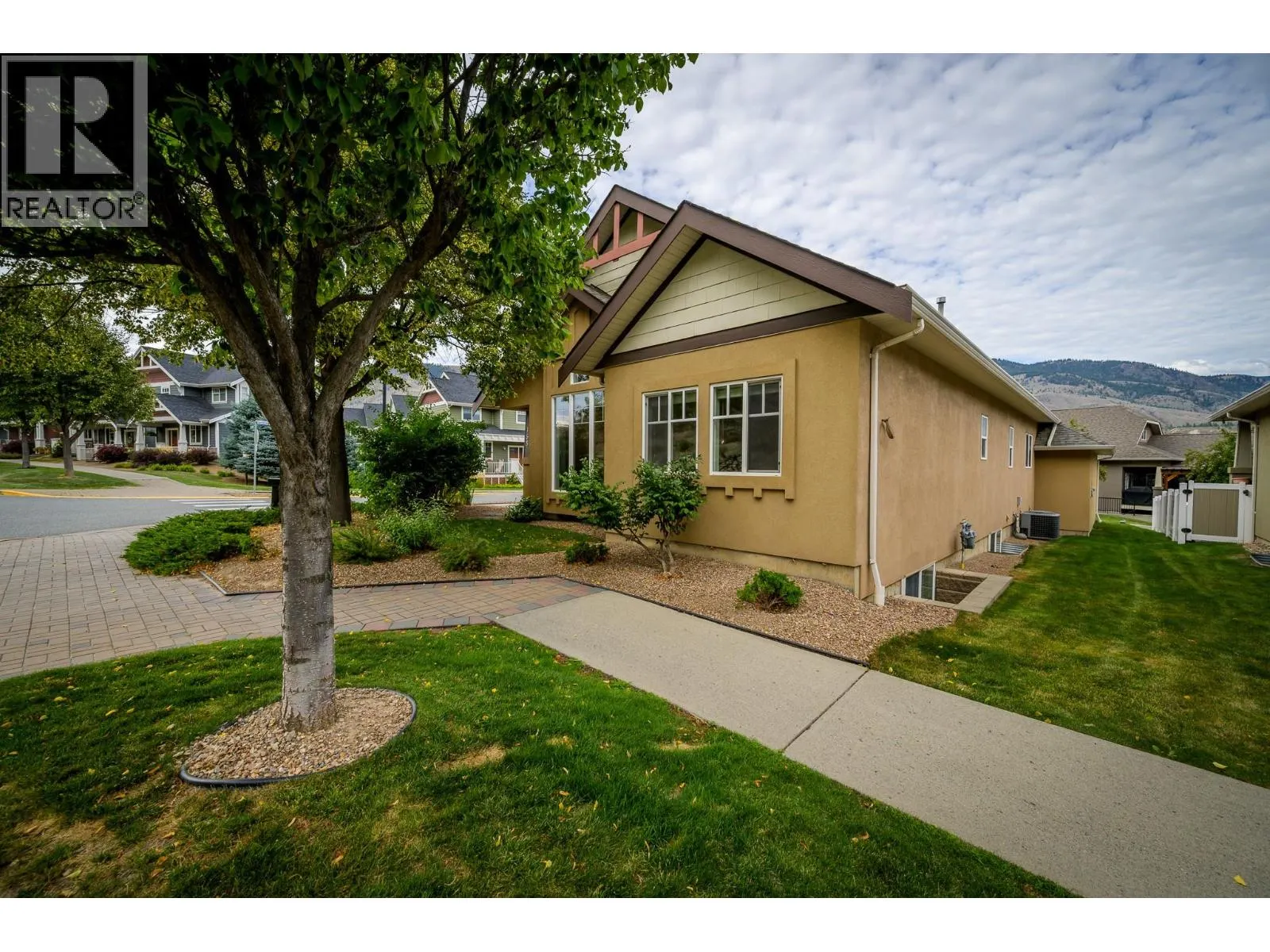 2920 VALLEYVIEW Drive Unit# 155