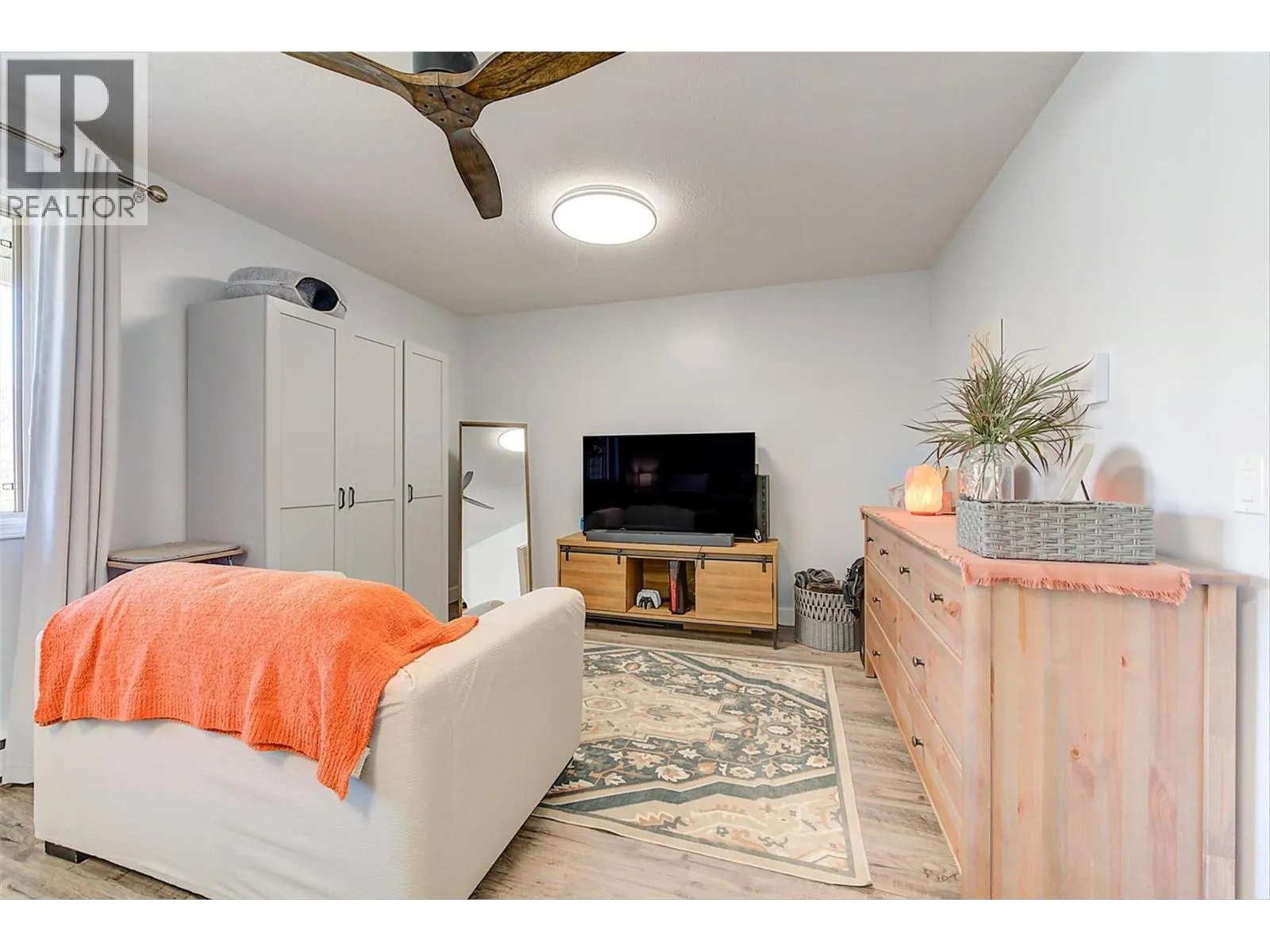 315 Primrose Road Unit# 205