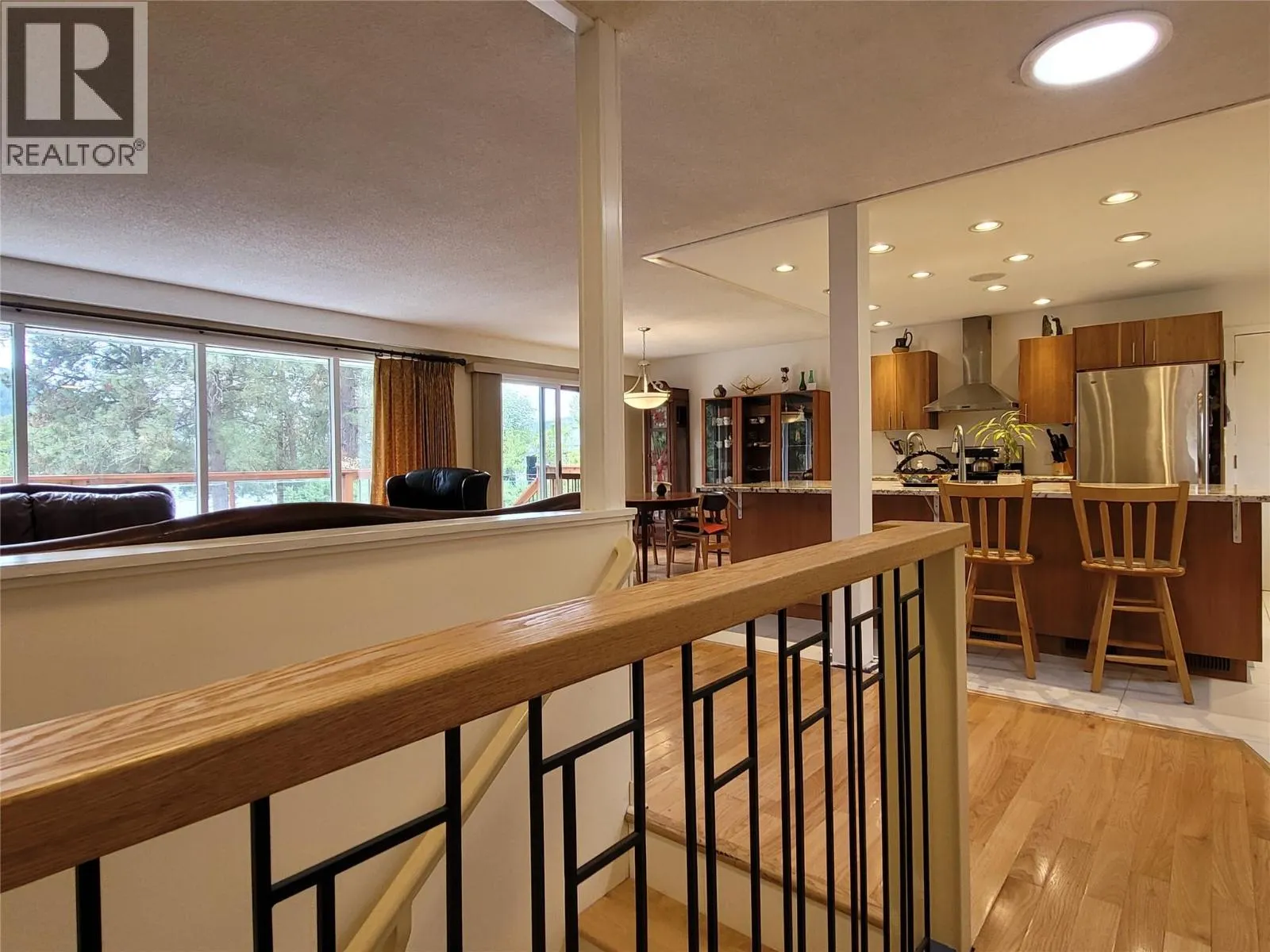 3250 Hall Frontage Road