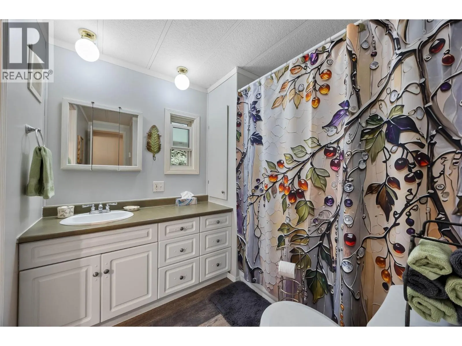 161 Shuswap Avenue Unit# 8