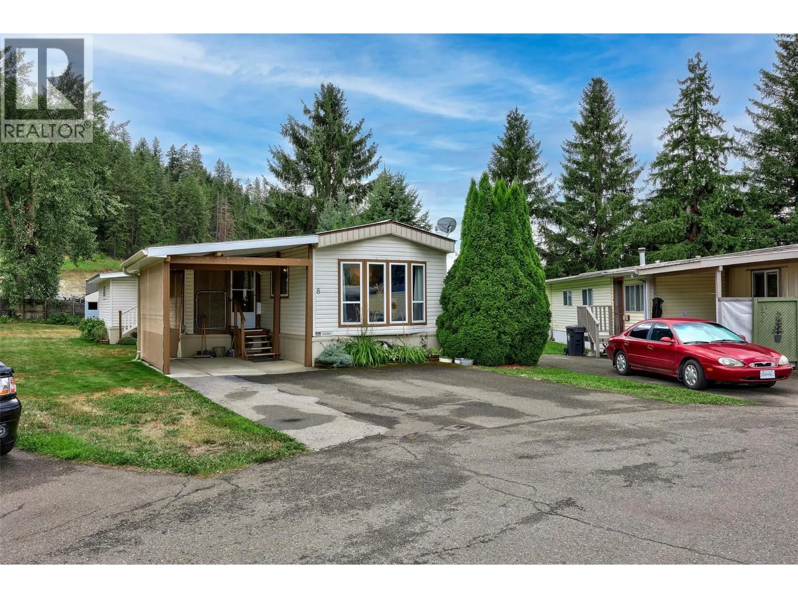161 Shuswap Avenue Unit# 8