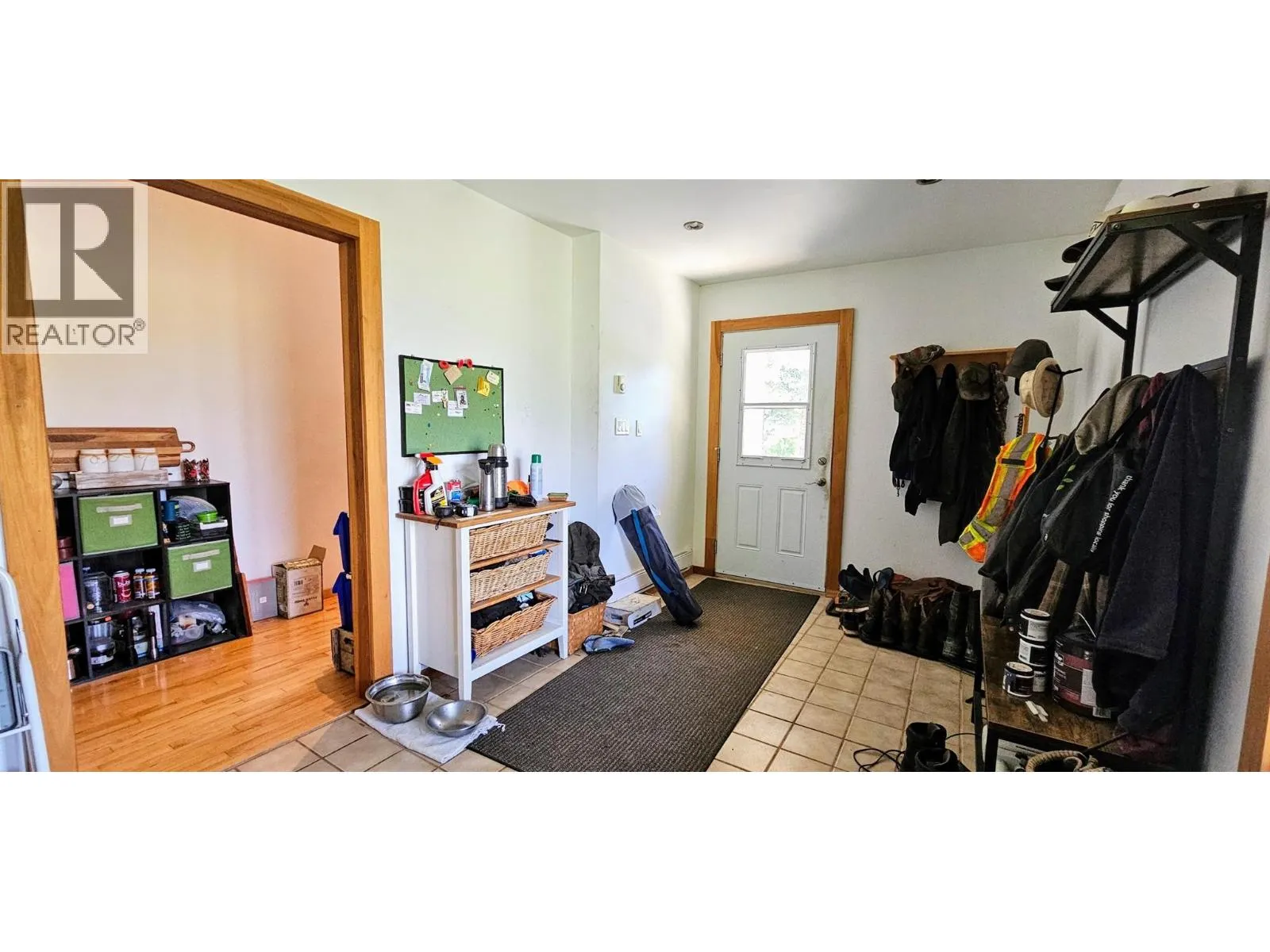 3560 ISLAND POND Road