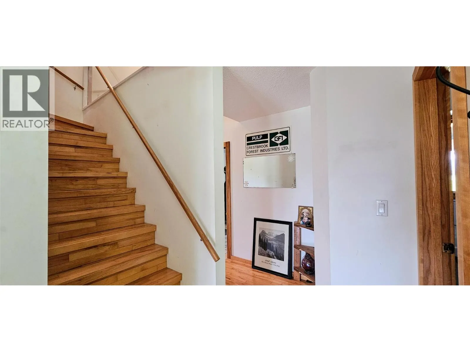 3560 ISLAND POND Road