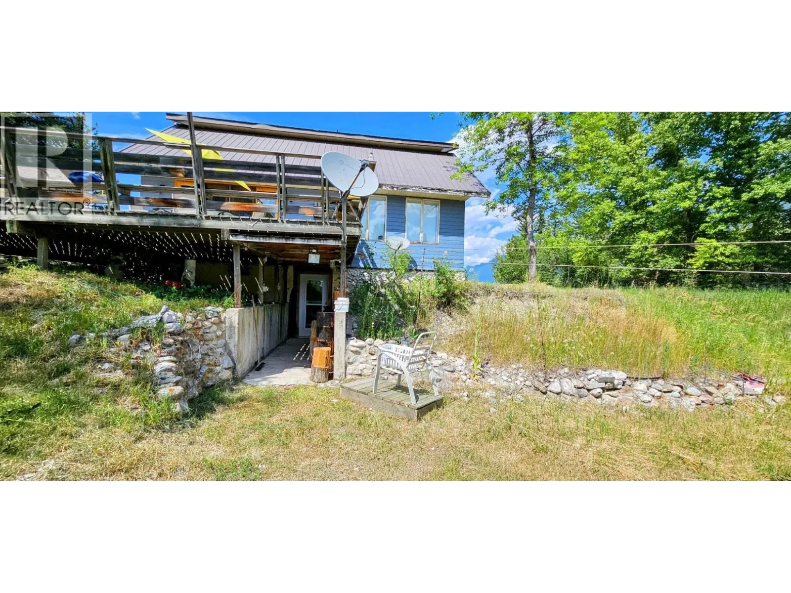3560 ISLAND POND Road