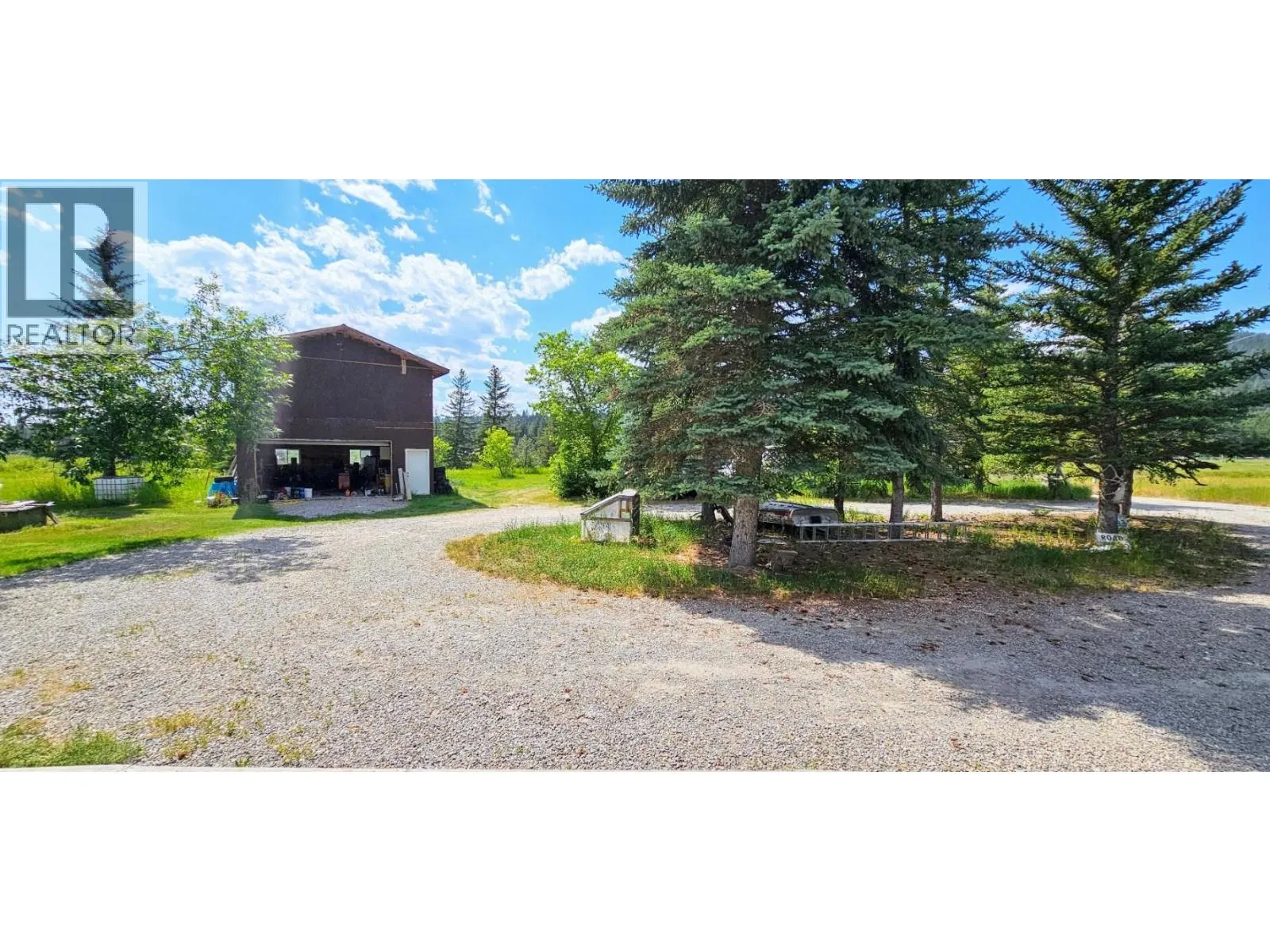 3560 ISLAND POND Road