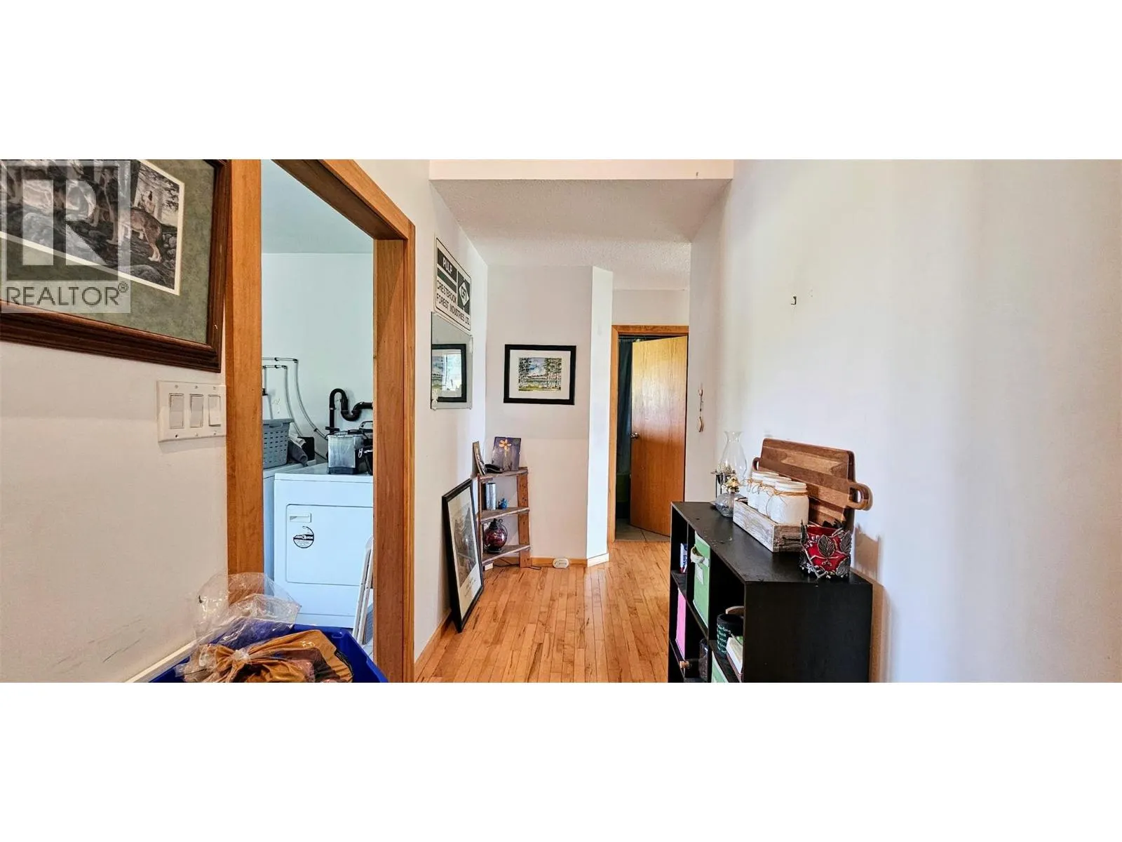 3560 ISLAND POND Road