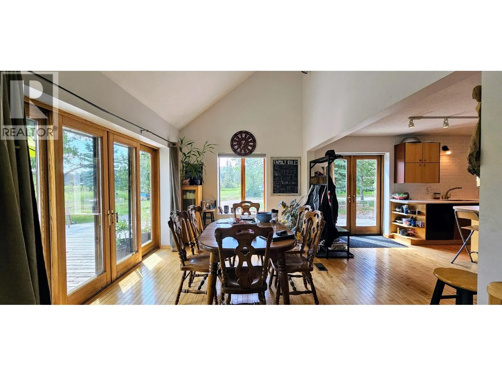 3560 ISLAND POND Road