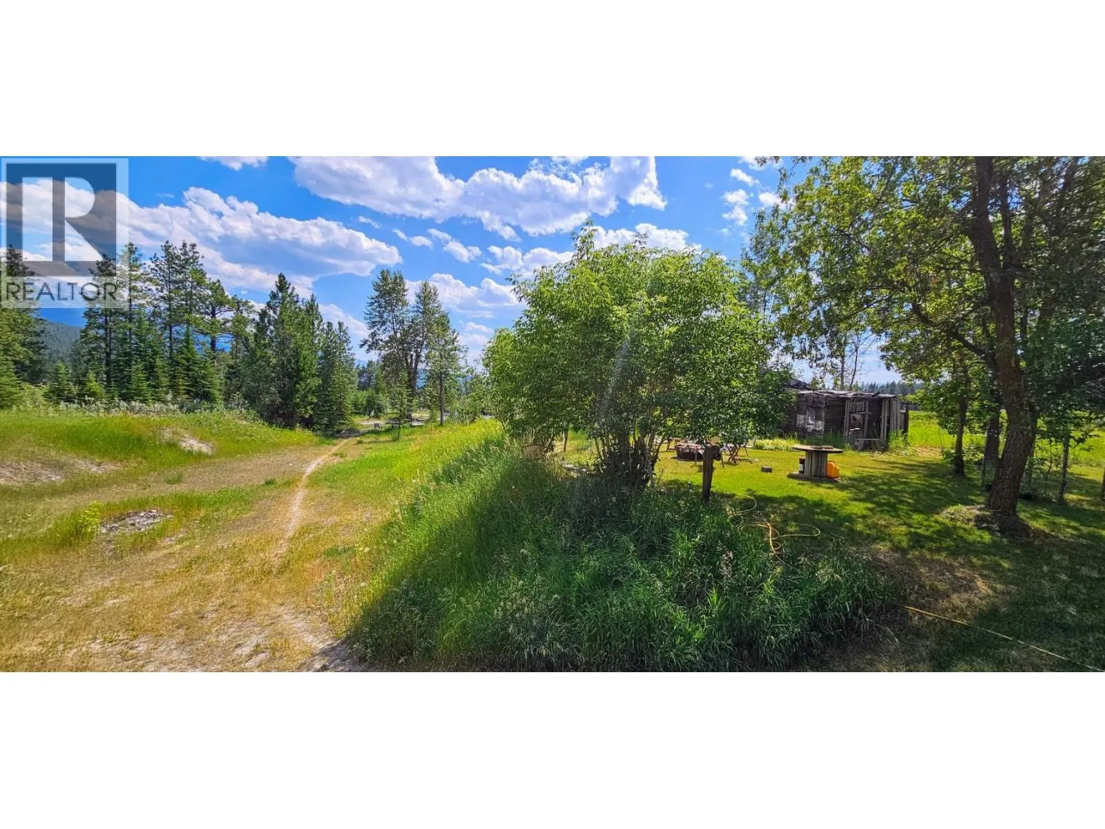 3560 ISLAND POND Road