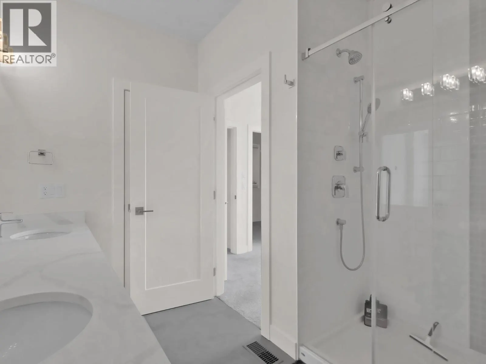 115 Wyndham Crescent Unit# 23