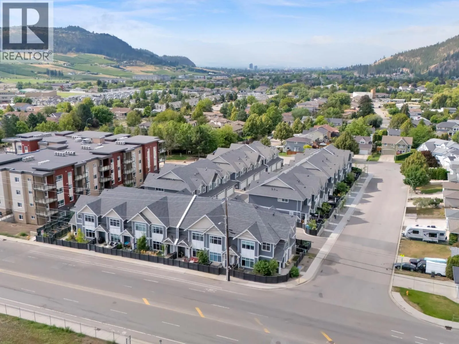 115 Wyndham Crescent Unit# 23