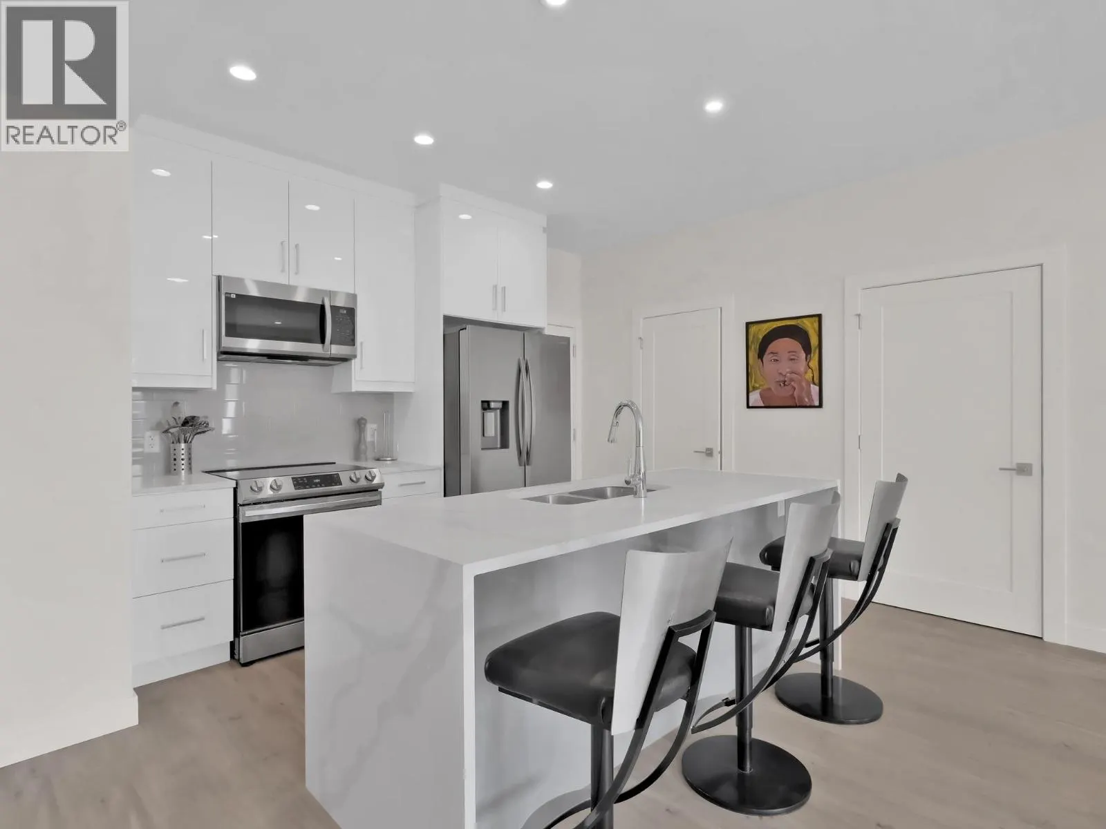 115 Wyndham Crescent Unit# 23