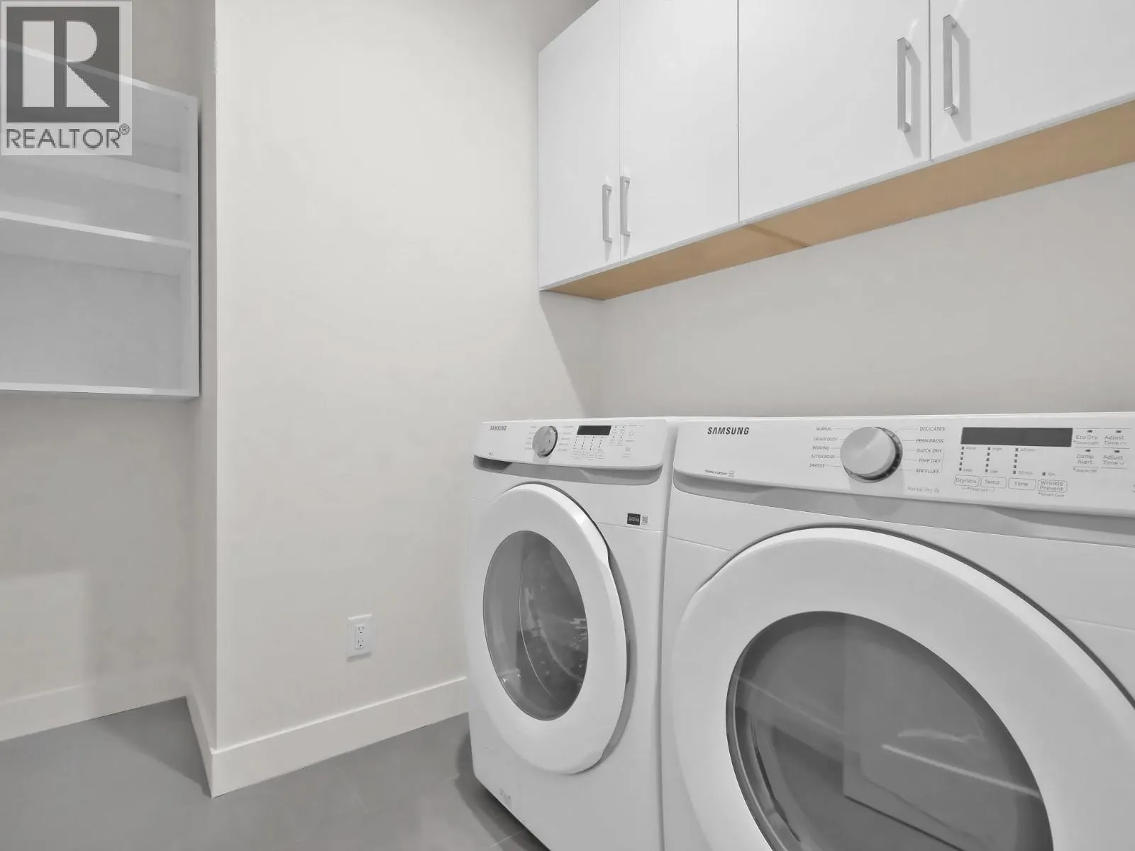 115 Wyndham Crescent Unit# 23