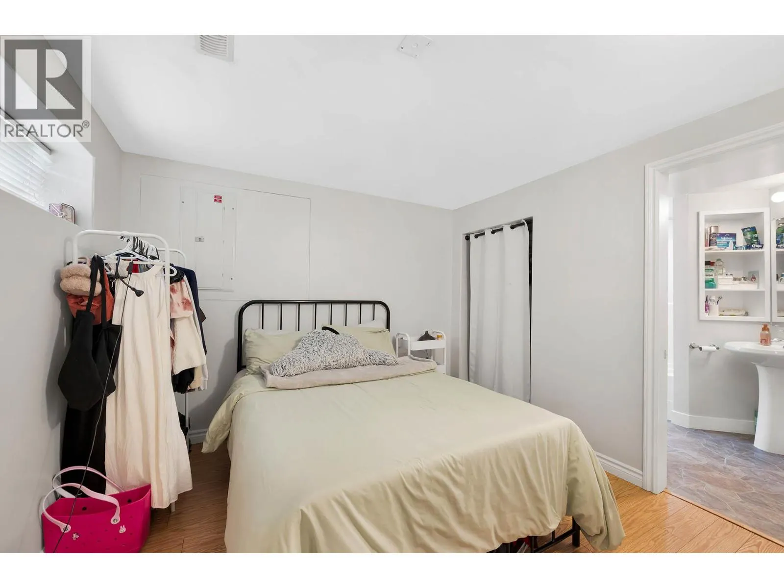 259 Beach Avenue