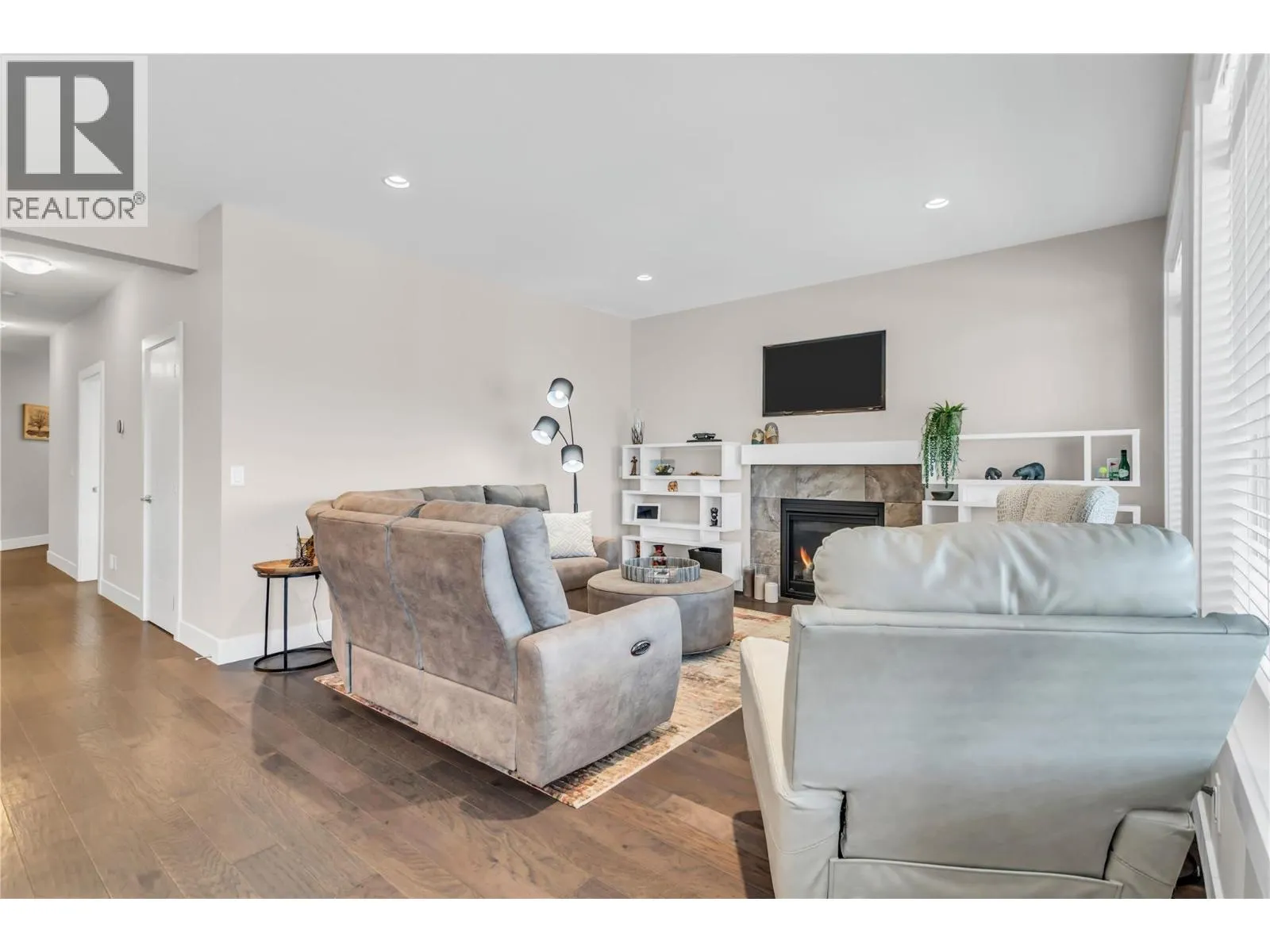 875 Stockley Street Unit# 17