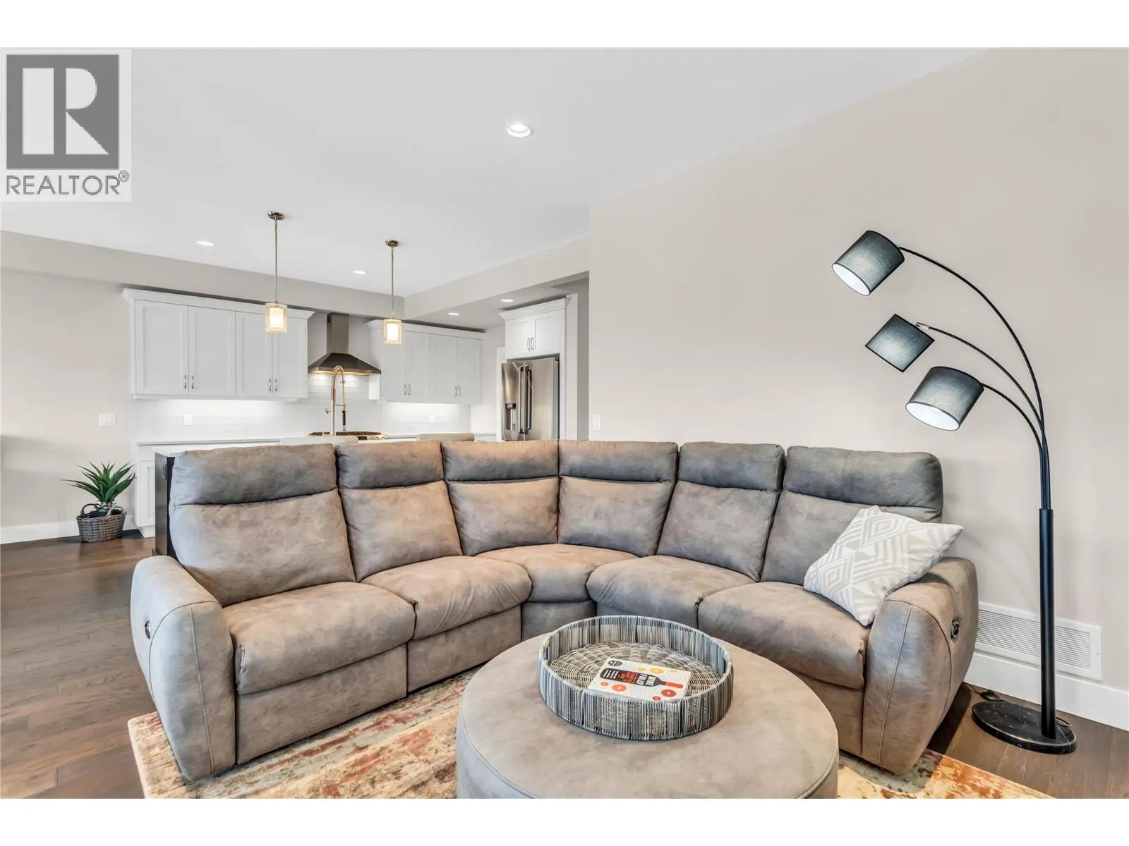 875 Stockley Street Unit# 17