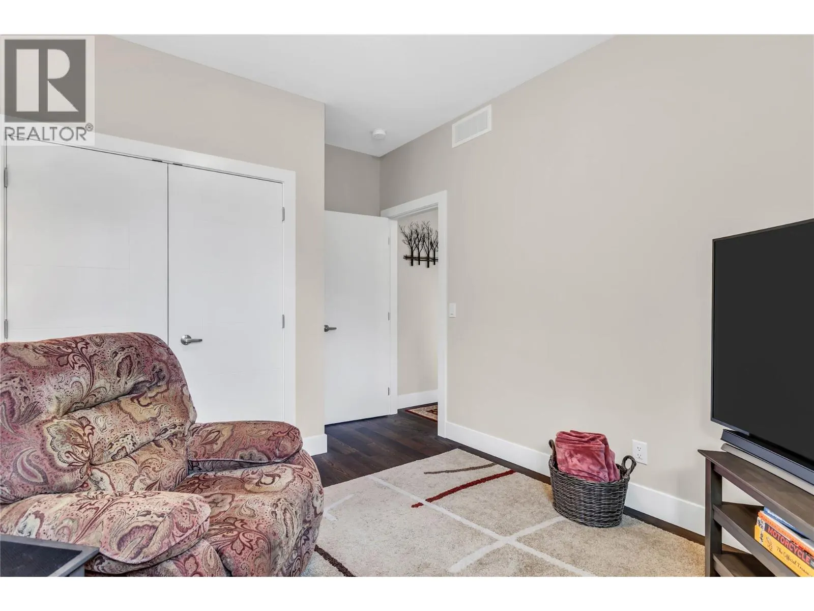 875 Stockley Street Unit# 17