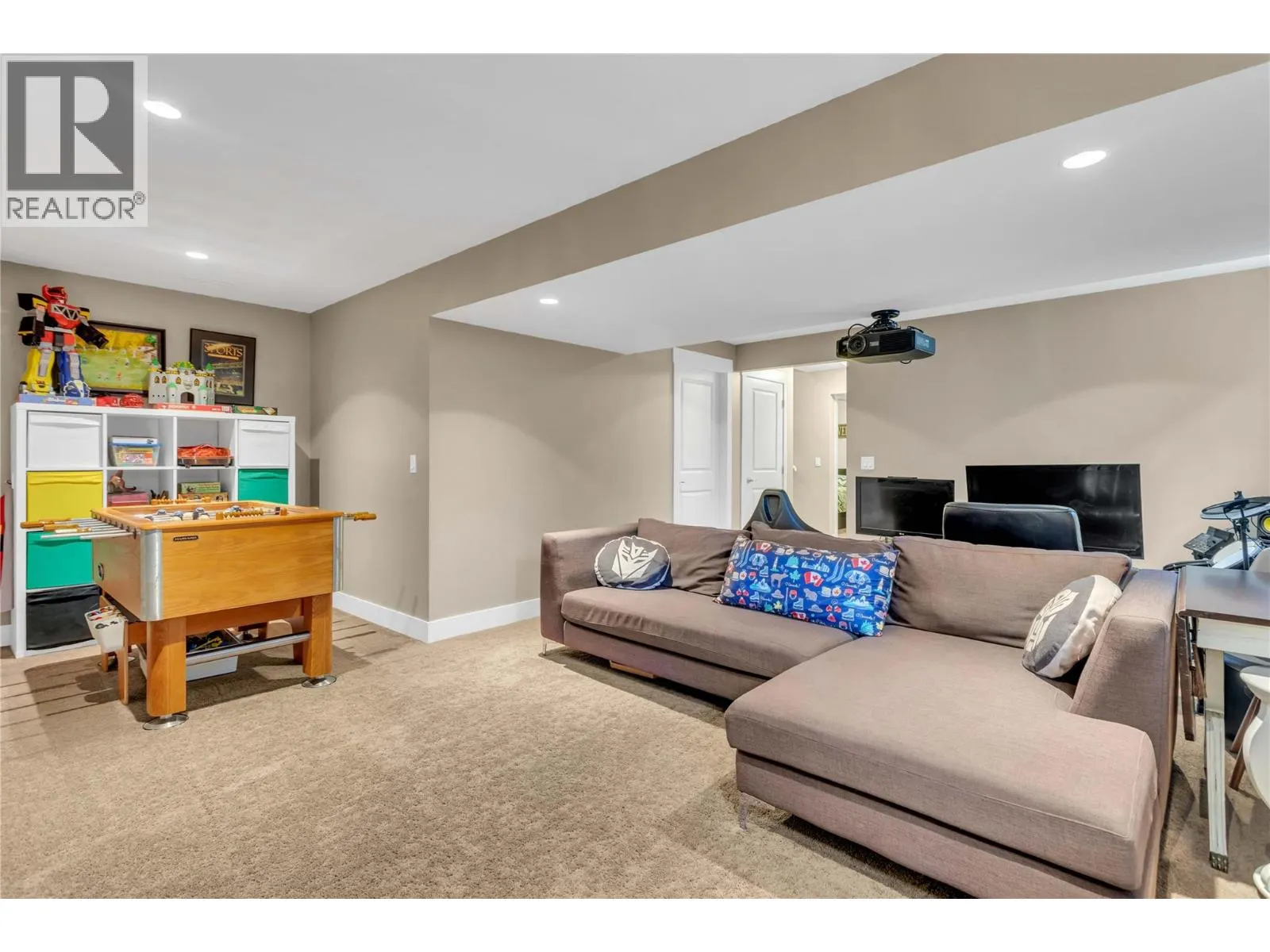 1305 Bergamot Avenue