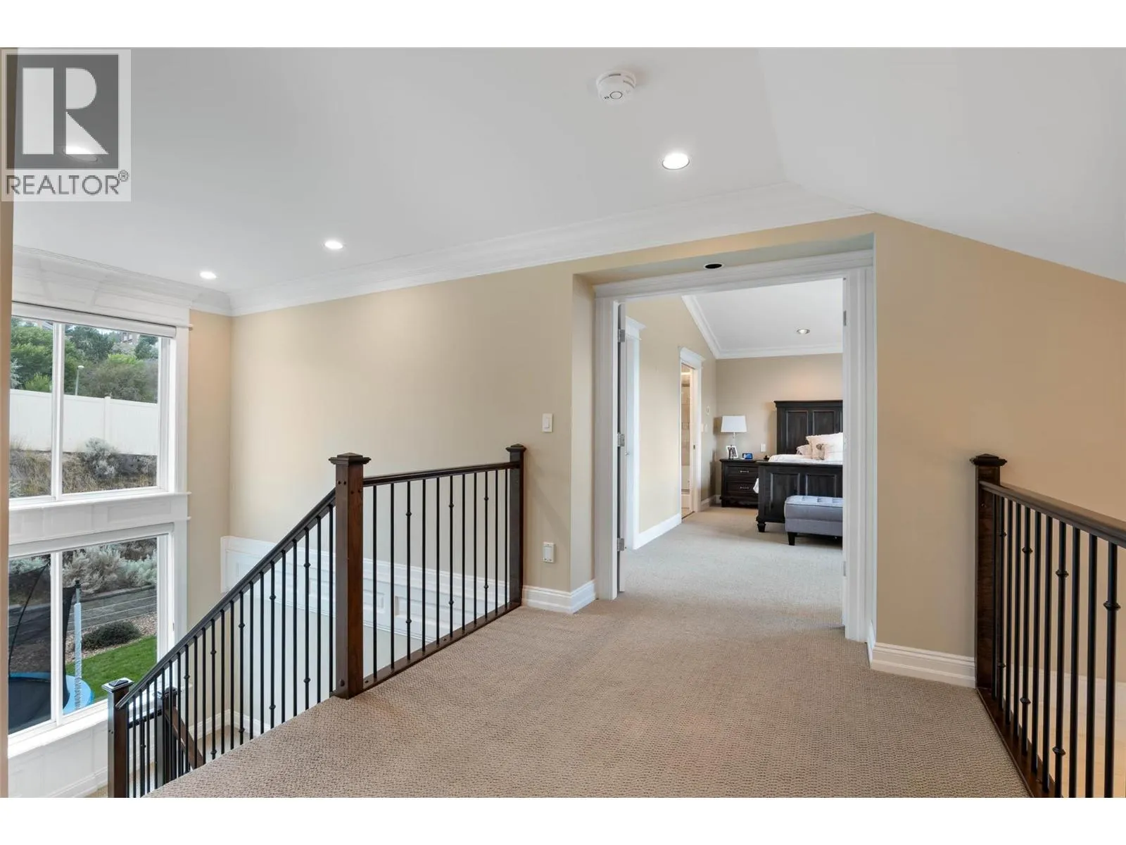400 Fernie Place