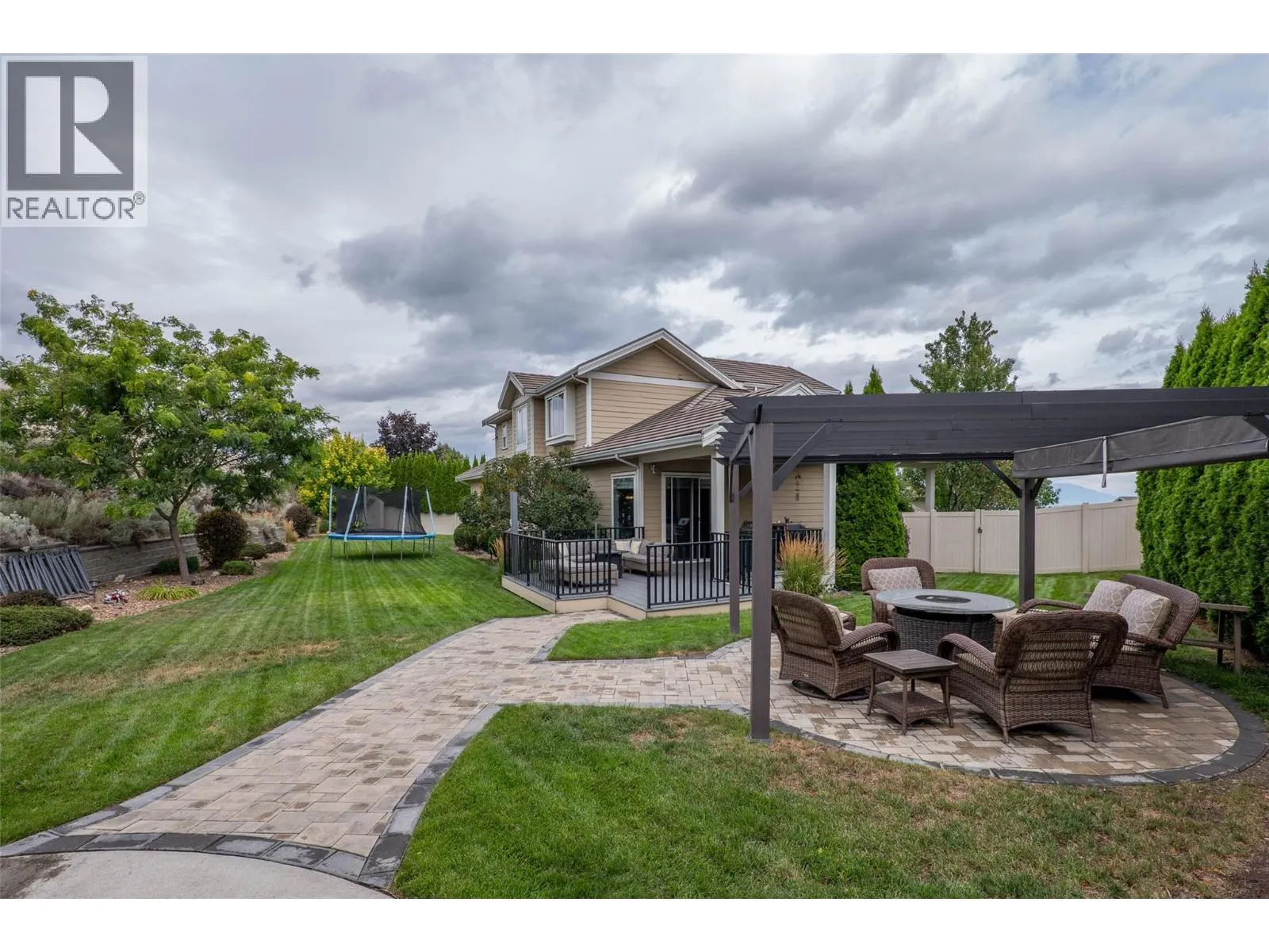 400 Fernie Place