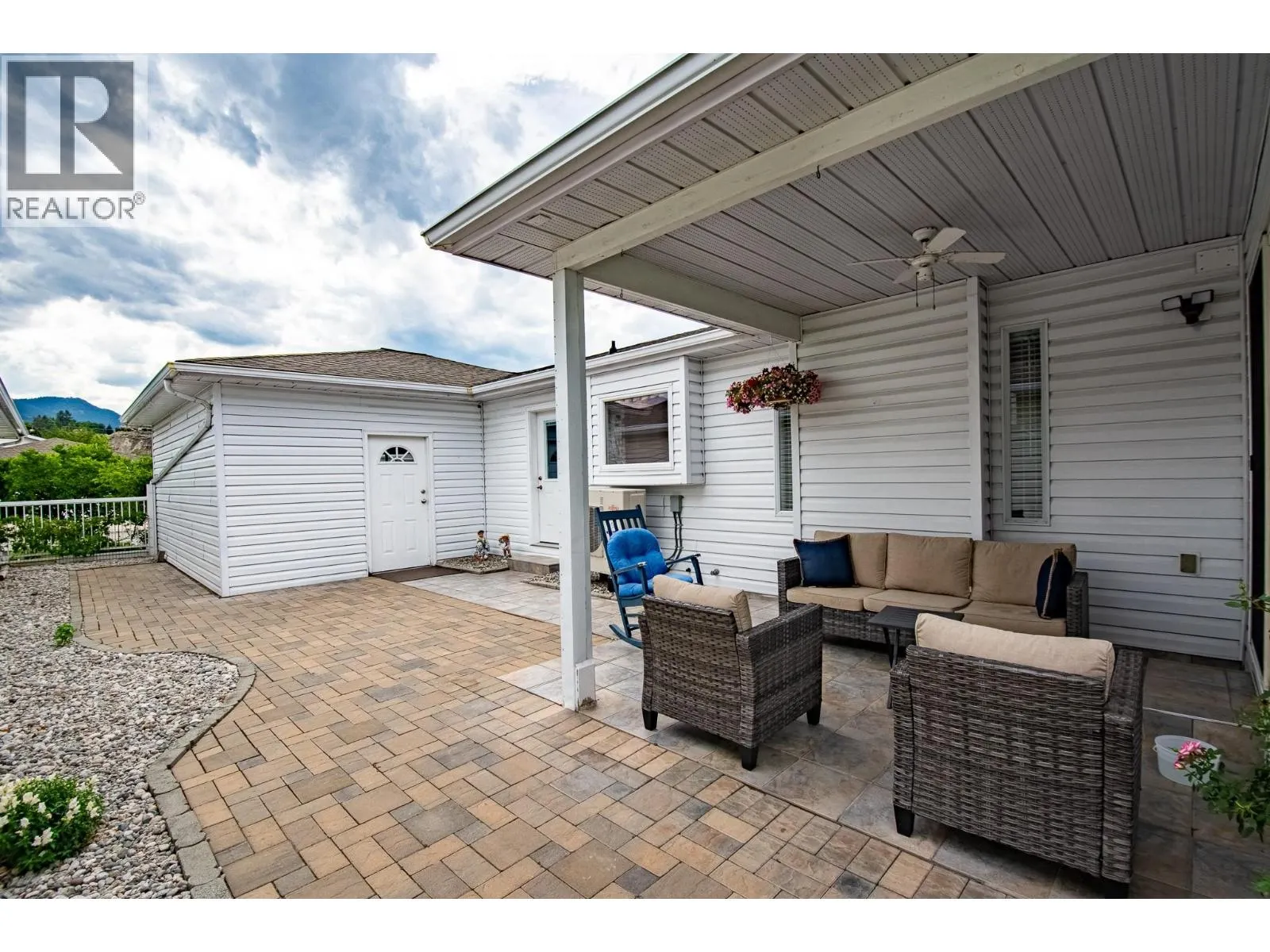 57 Kingfisher Drive