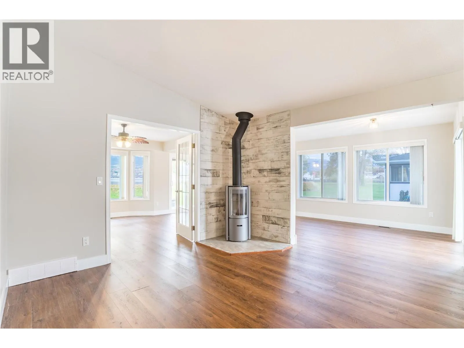 57 Kingfisher Drive