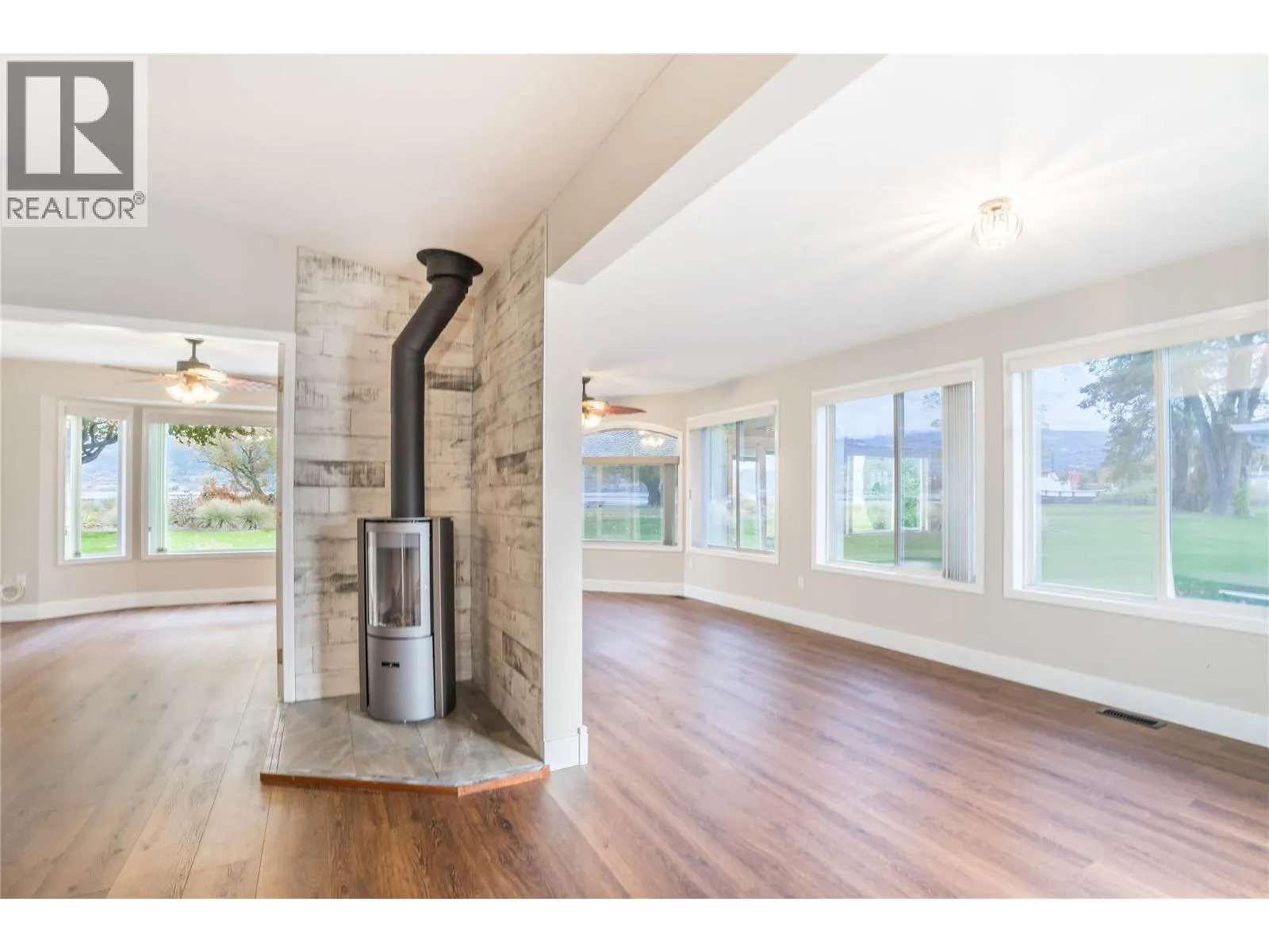 57 Kingfisher Drive
