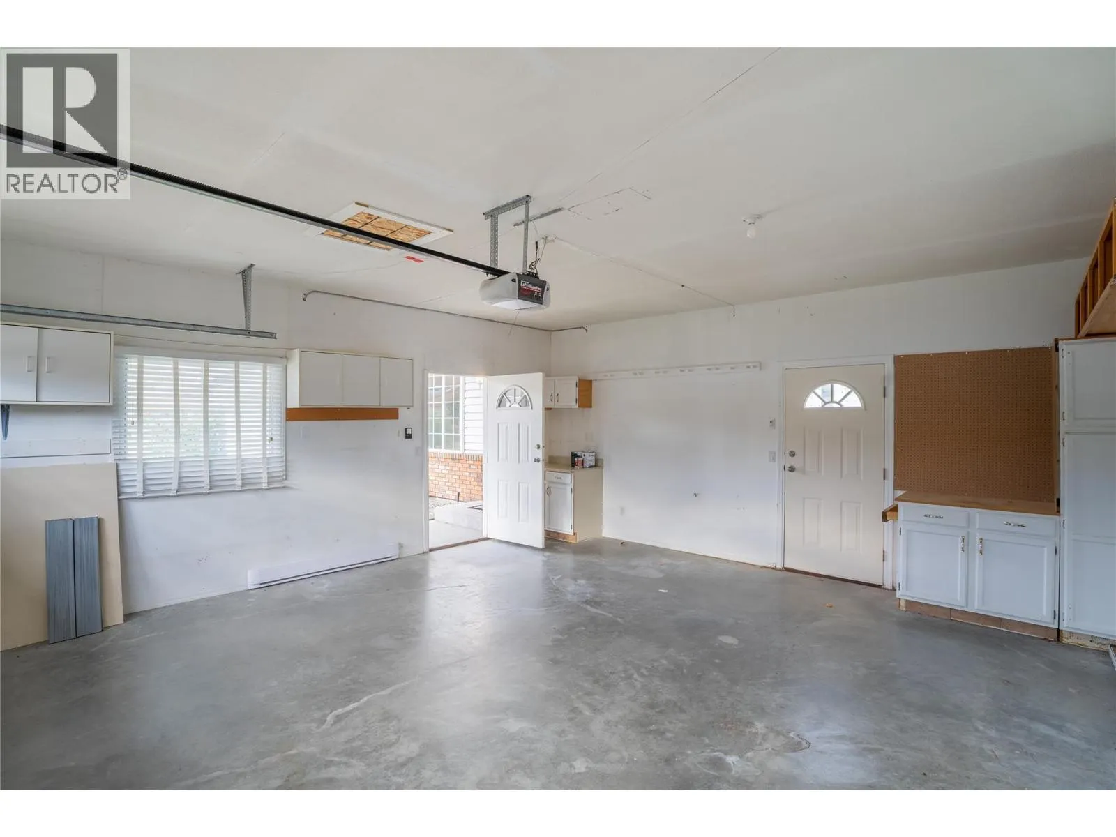 57 Kingfisher Drive