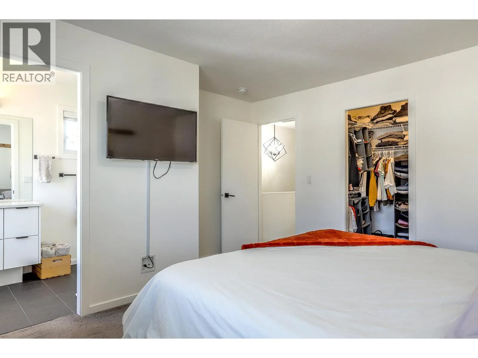 5400 Willow Drive Unit# 1
