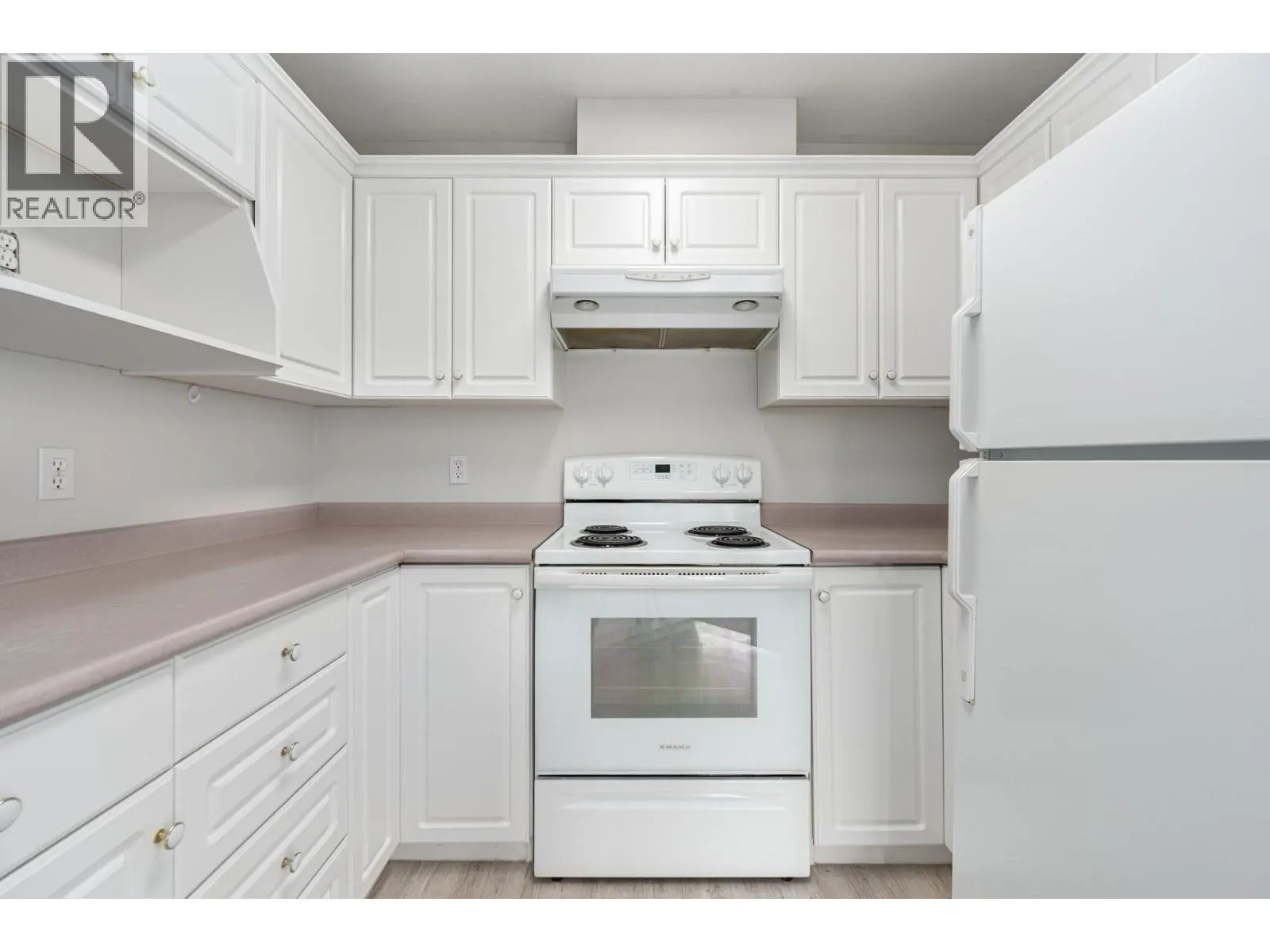 807 Railway Avenue Unit# 35