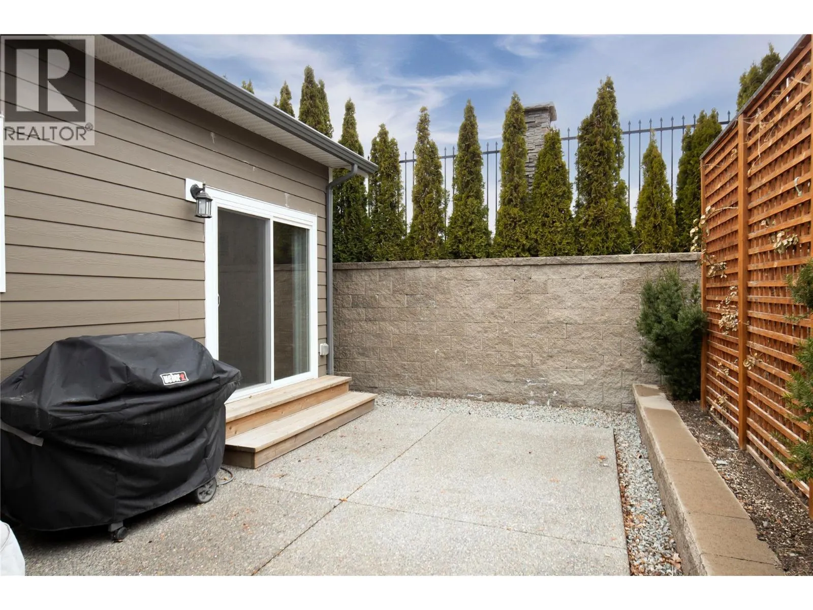 2092 Sage Crescent