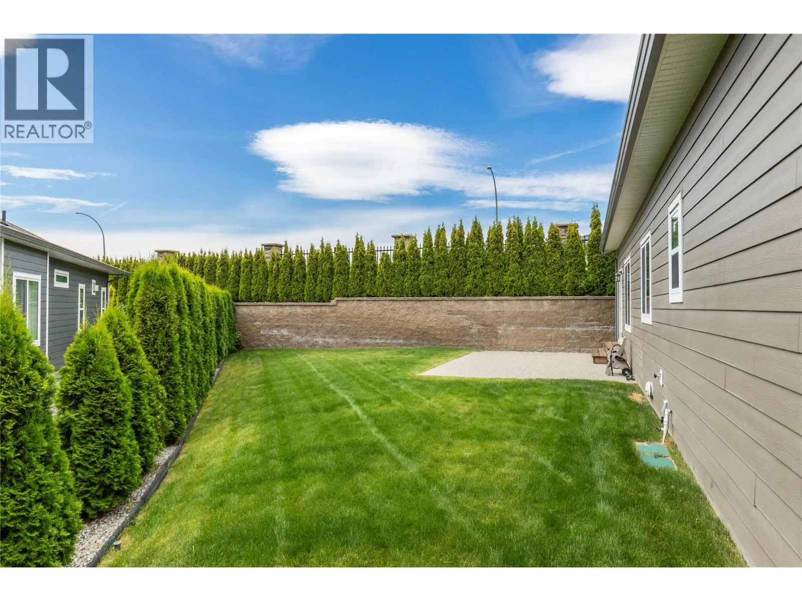 2092 Sage Crescent