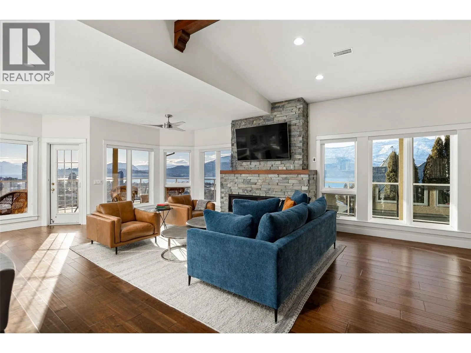 647 Royal Pine Drive