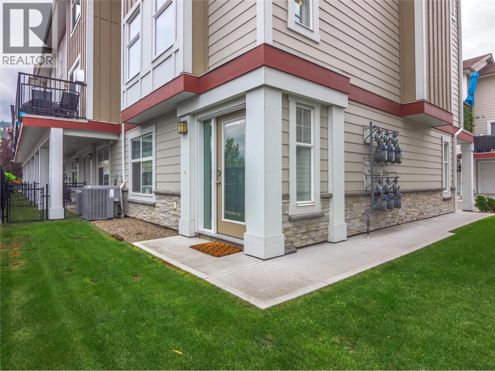 3363 Wilson Street Unit# 105