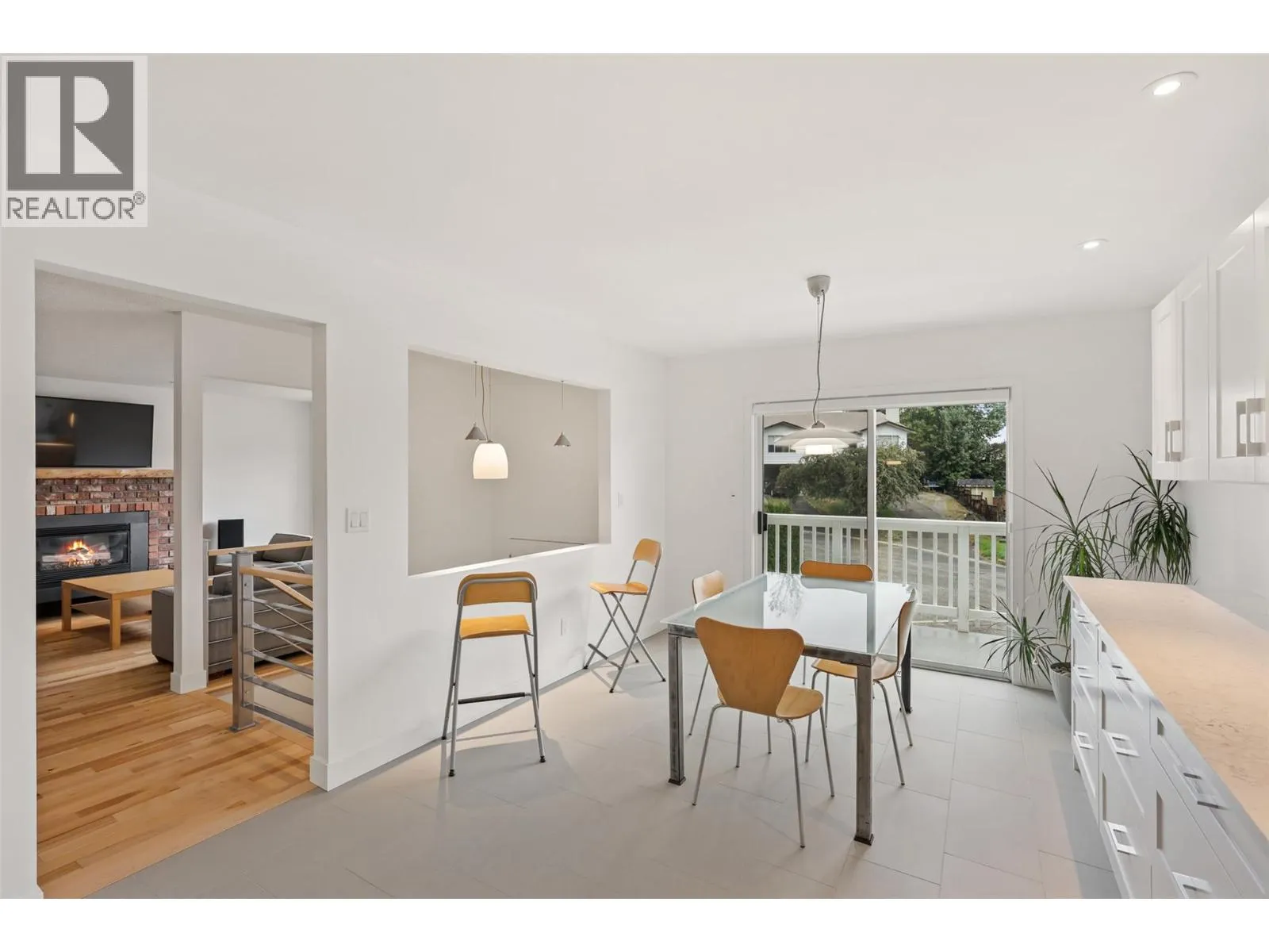 1289 MONASHEE Court