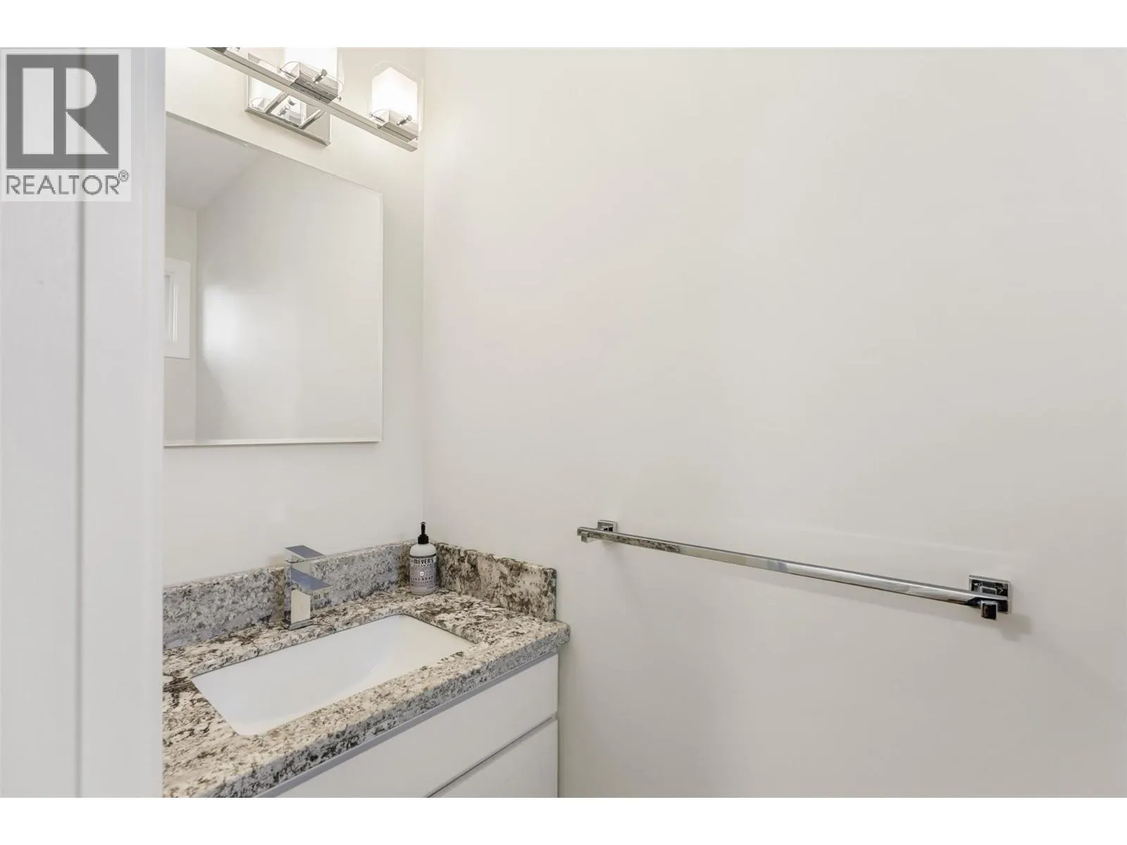1289 MONASHEE Court