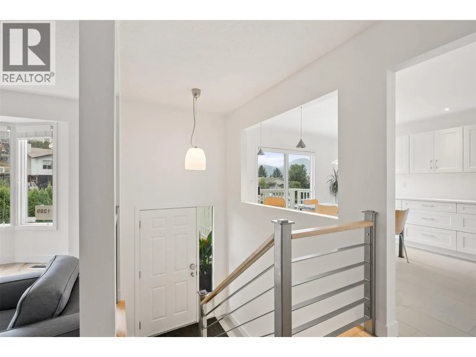 1289 MONASHEE Court