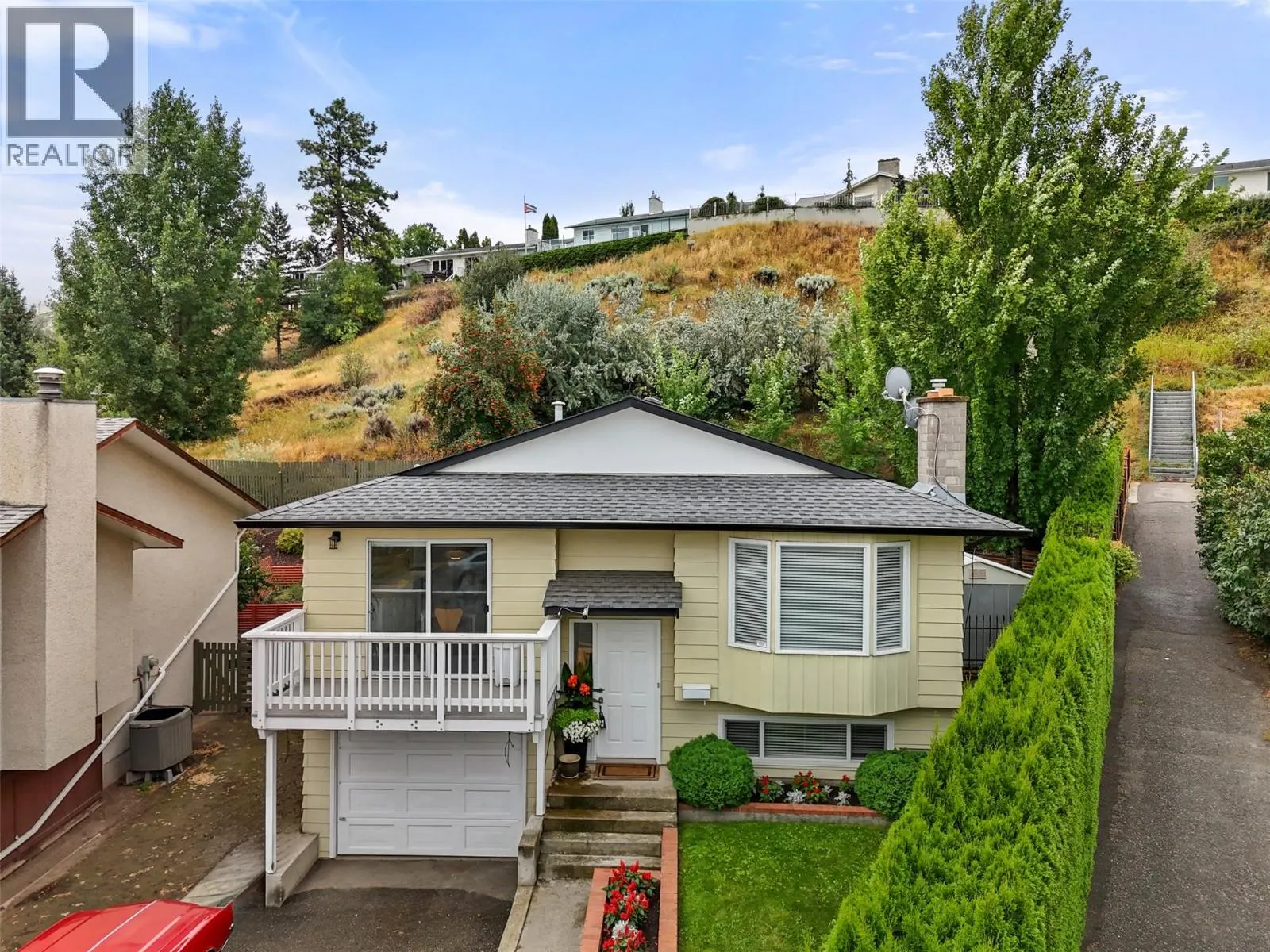 1289 MONASHEE Court