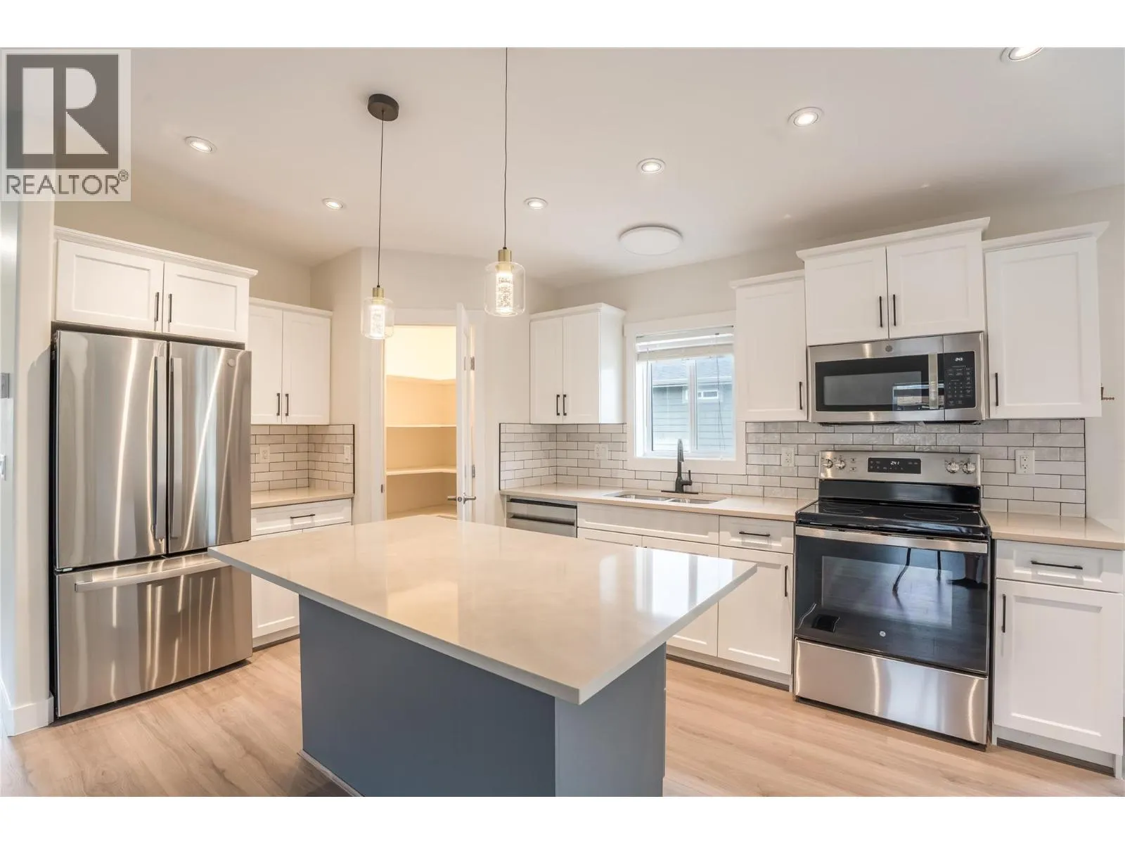 8300 Gallagher Lake Frontage Road Unit# 70