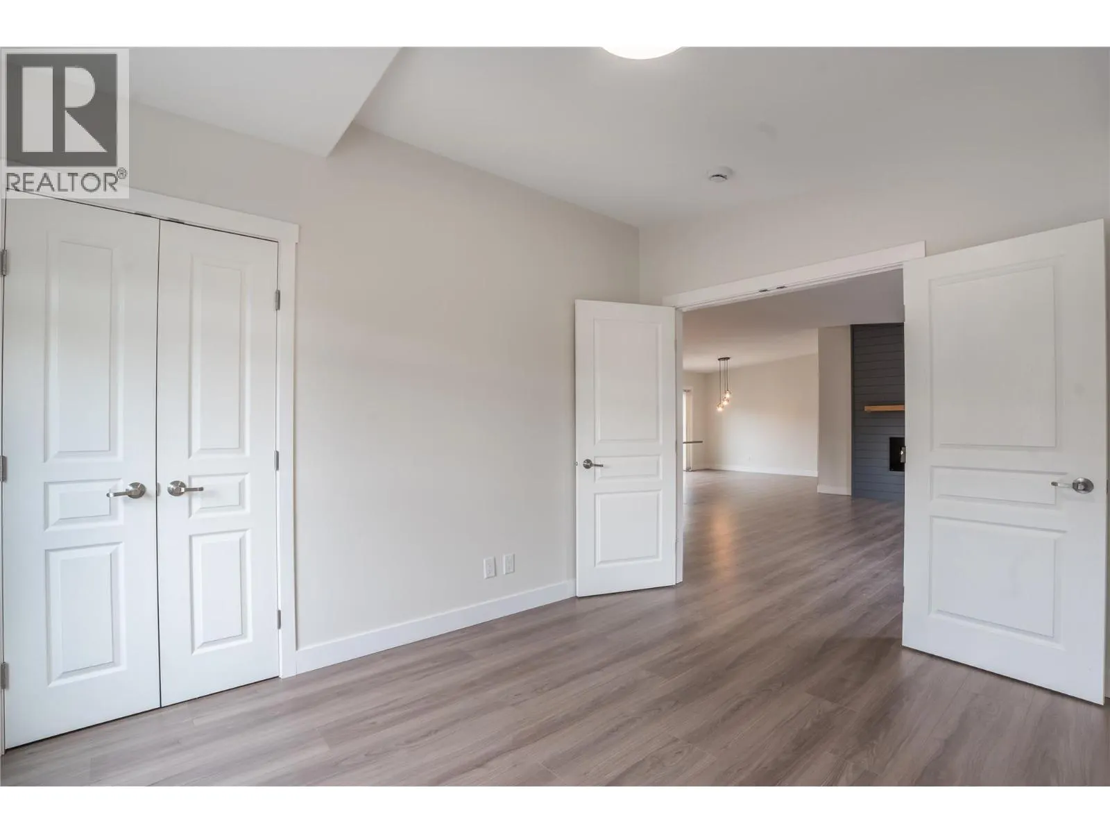 8300 Gallagher Lake Frontage Road Unit# 70