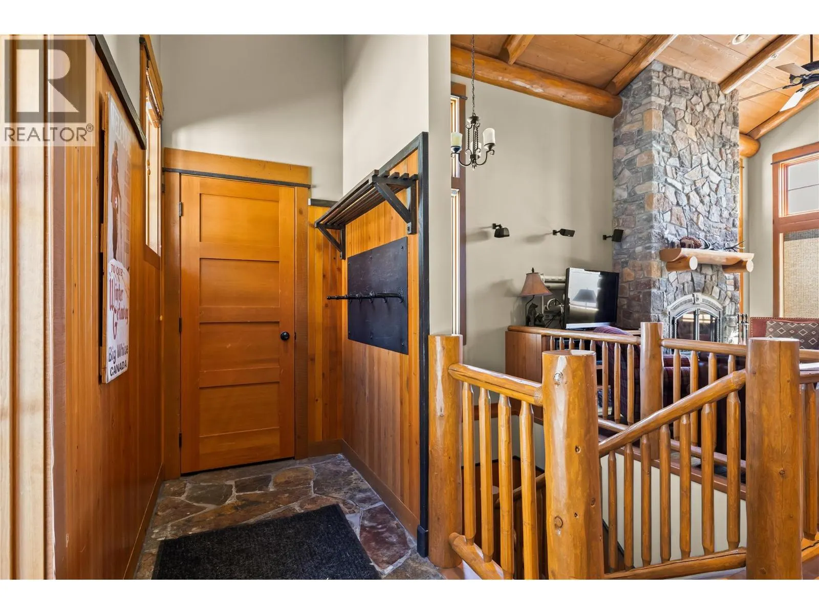 255 Feathertop Way Unit# 7
