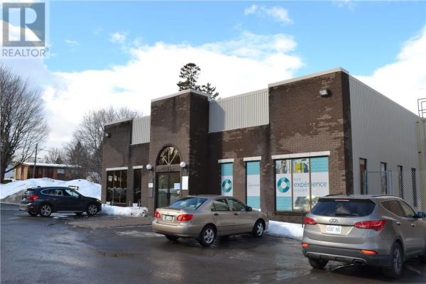 480 MCGILL STREET W UNIT#102, Hawkesbury