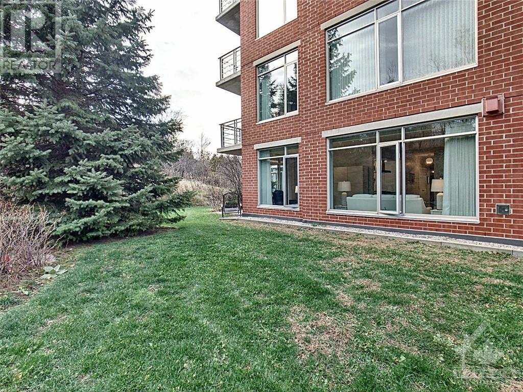 136 DARLINGTON PRIVATE UNIT206, (MLS® 4524021) See this condo