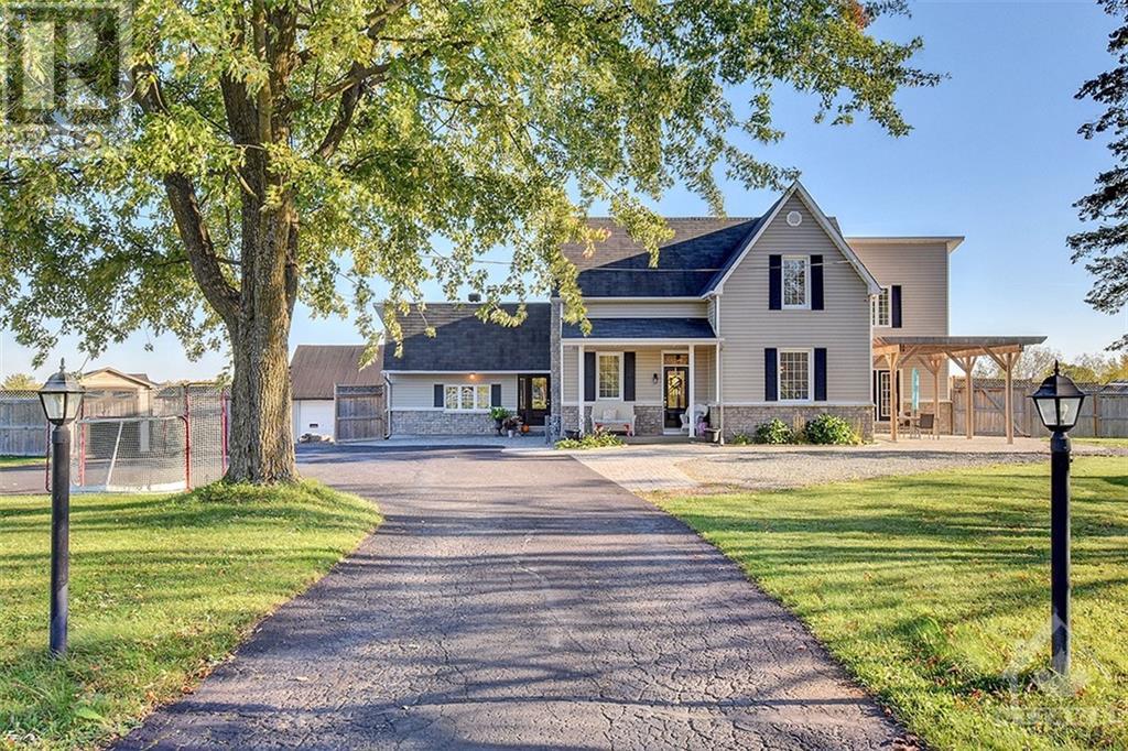 7432 MITCH OWENS ROAD, (MLS® 4544231) See this property for sale