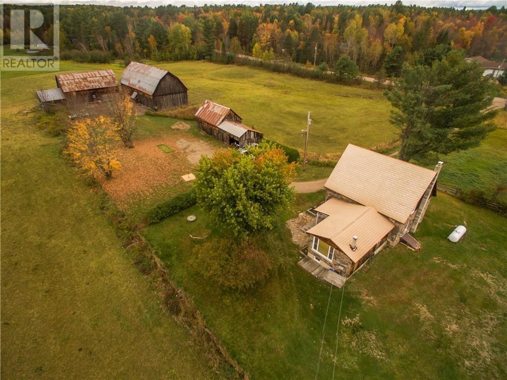 1717 FOREST LEA ROAD, (MLS® 4634315) See this property for sale in