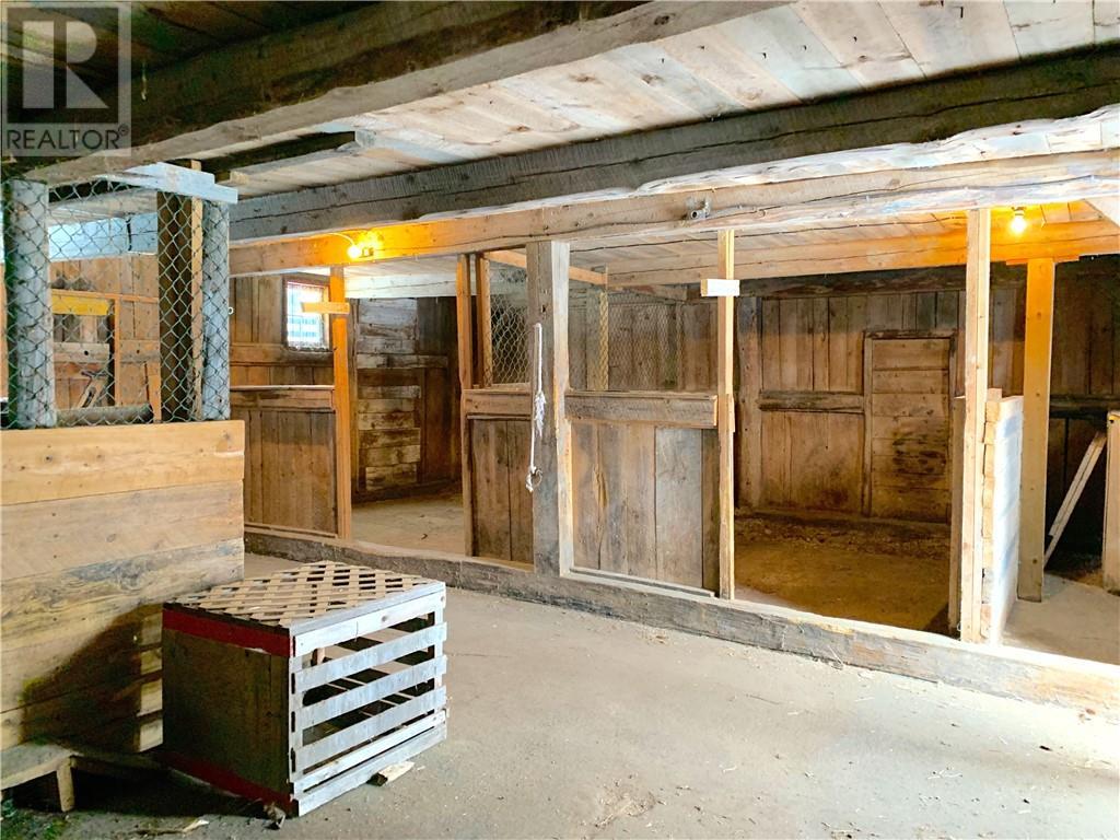 1717 FOREST LEA ROAD, (MLS® 4634314) See this property for sale in