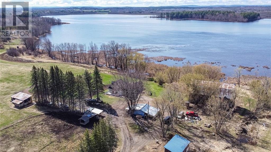 9911 HIGHWAY 60 HIGHWAY, (MLS® 4897502) See this property for sale