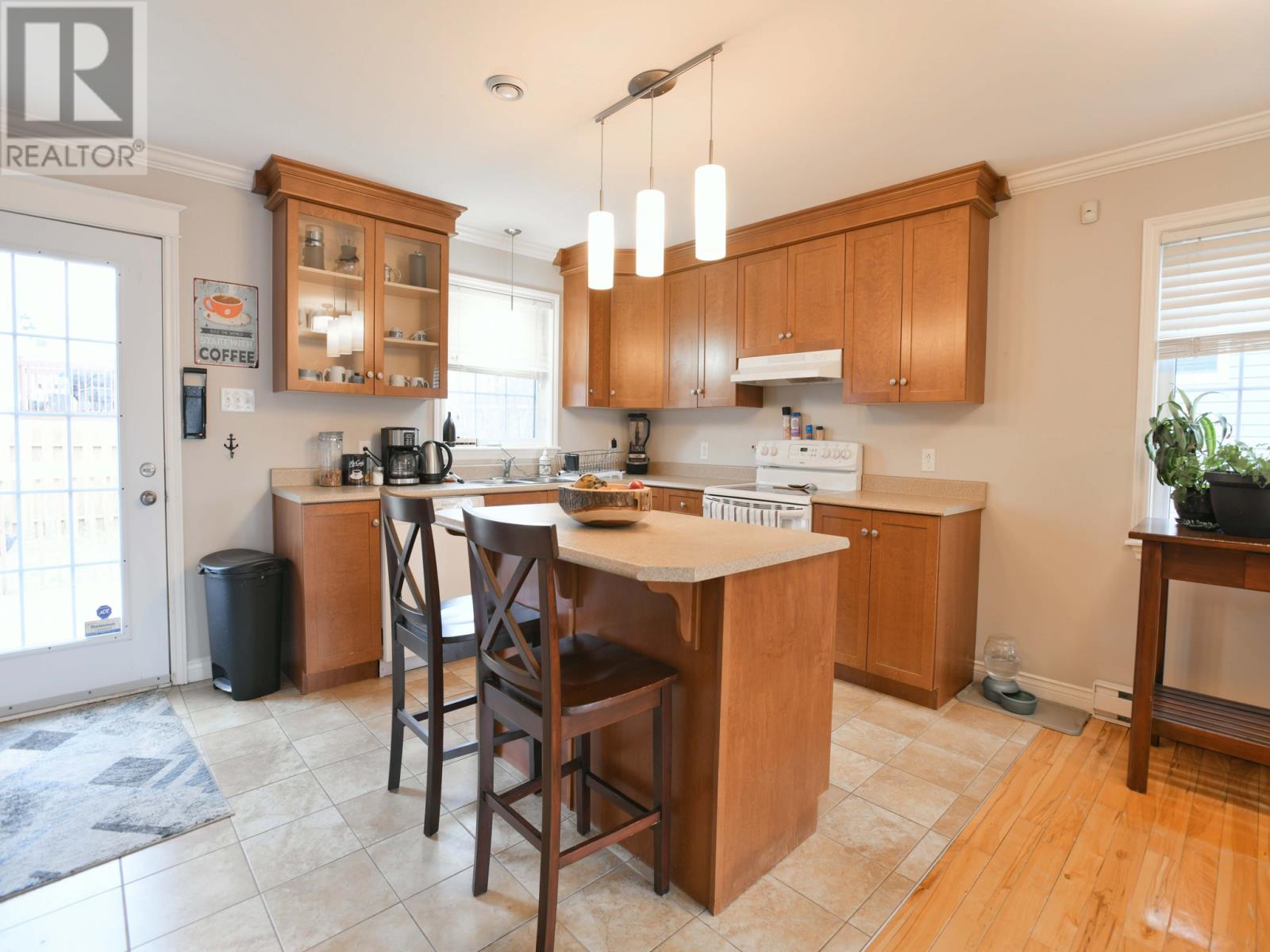 Listing 1246444 - Large Photo # 10