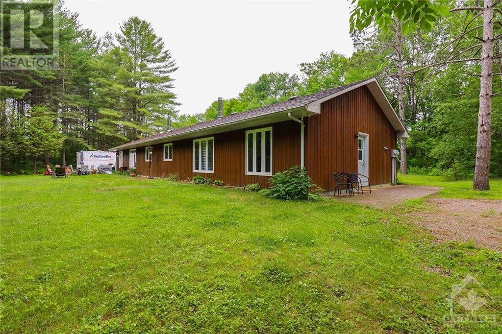 3039 BURNSTOWN ROAD, (MLS® 5113044) See this property for sale in